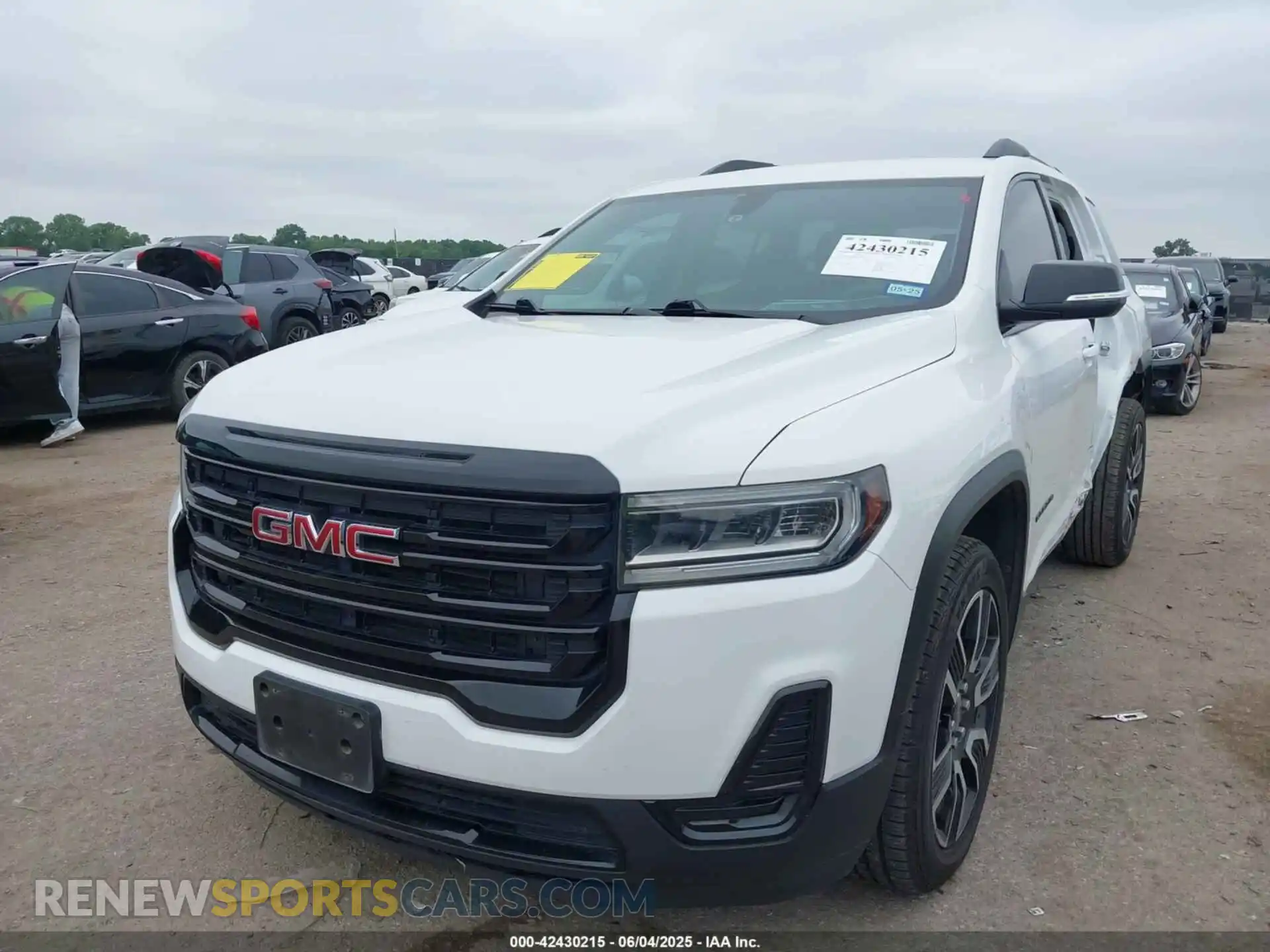 2 Photograph of a damaged car 1GKKNKLA8MZ146940 GMC ACADIA 2021
