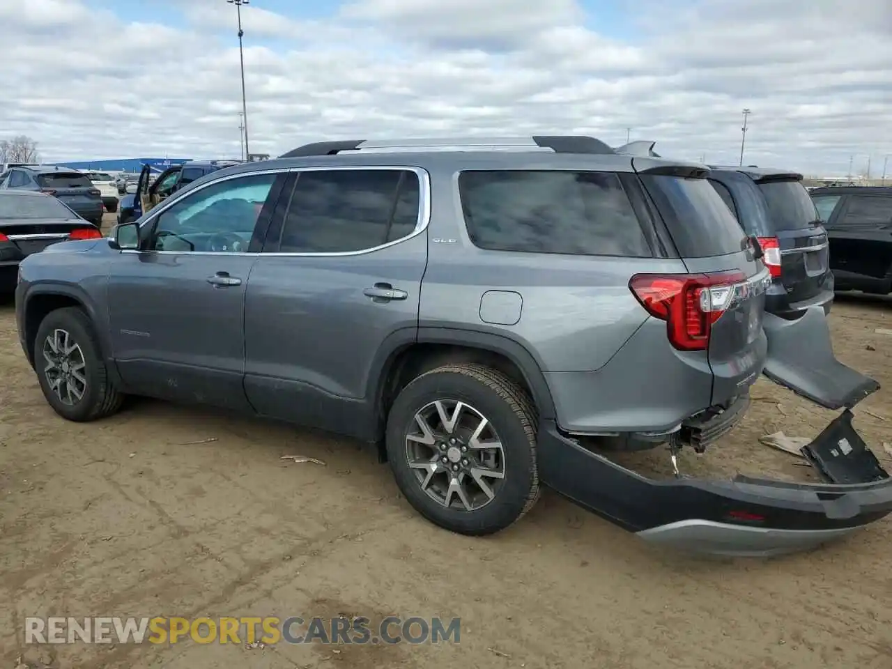 2 Photograph of a damaged car 1GKKNKLA8MZ176214 GMC ACADIA 2021