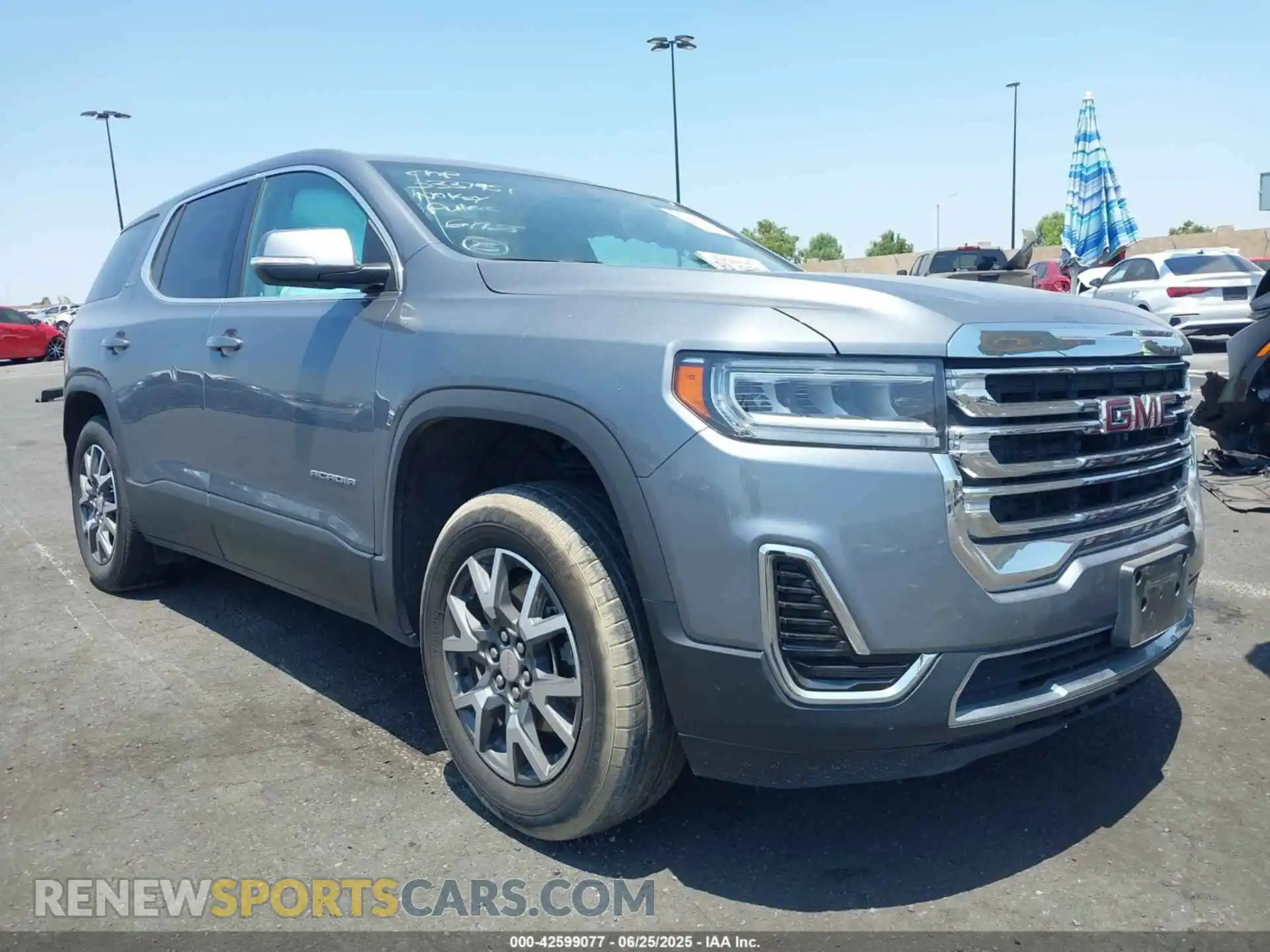 1 Photograph of a damaged car 1GKKNKLA9MZ228885 GMC ACADIA 2021
