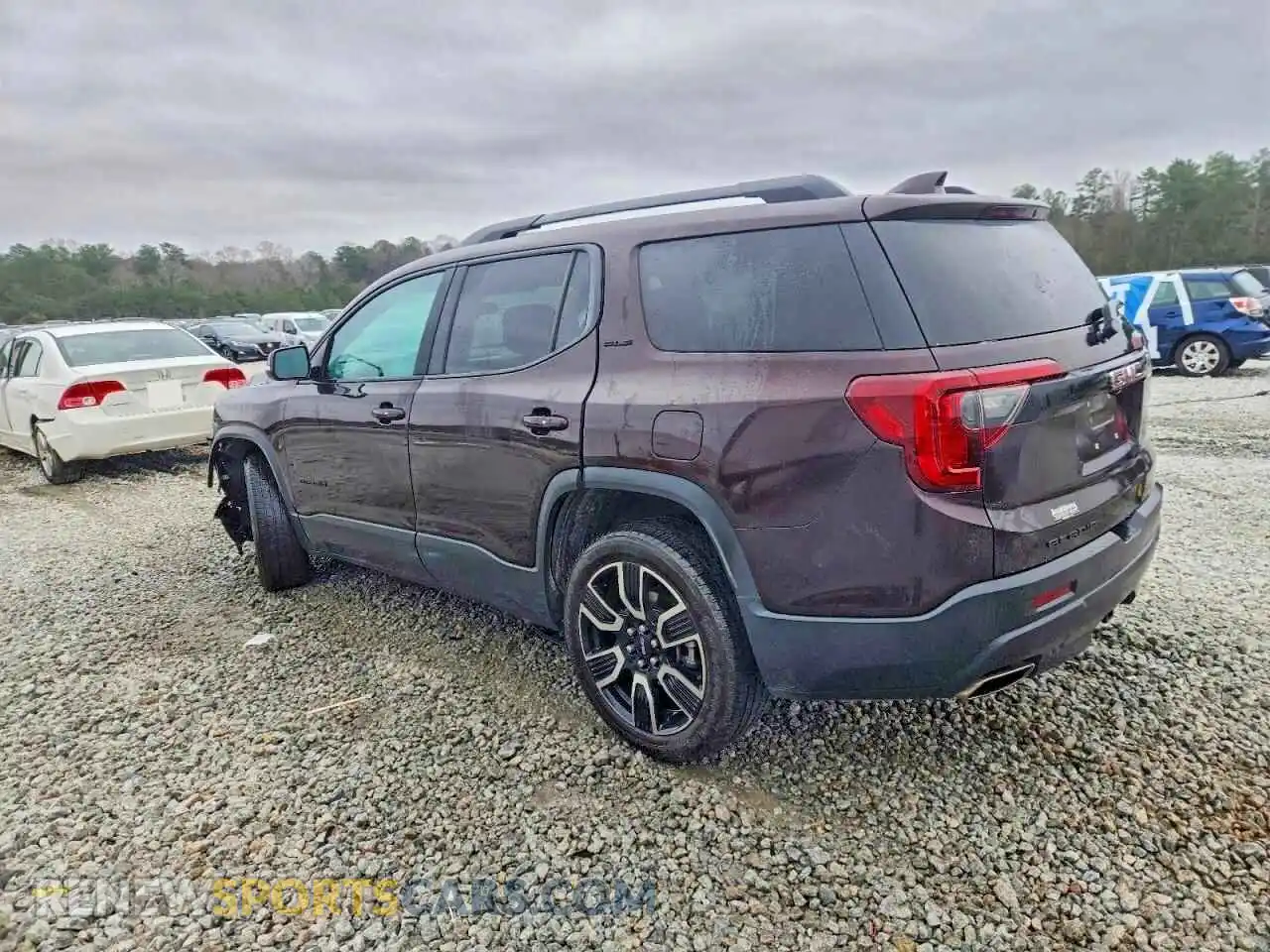 2 Photograph of a damaged car 1GKKNKLS7MZ113498 GMC ACADIA 2021