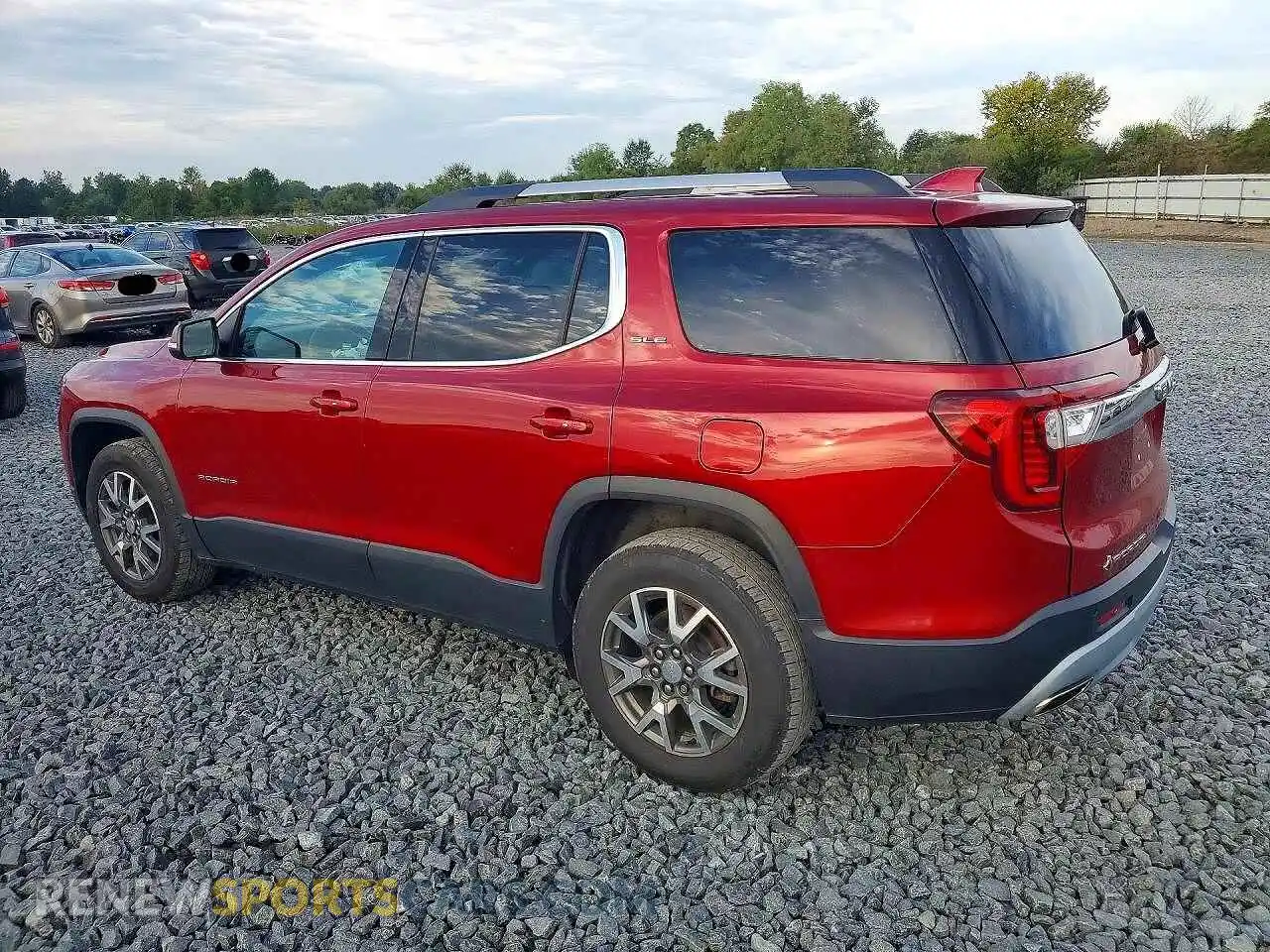 2 fotografías del automóvil dañado 1GKKNKLS7MZ117311 GMC ACADIA 2021