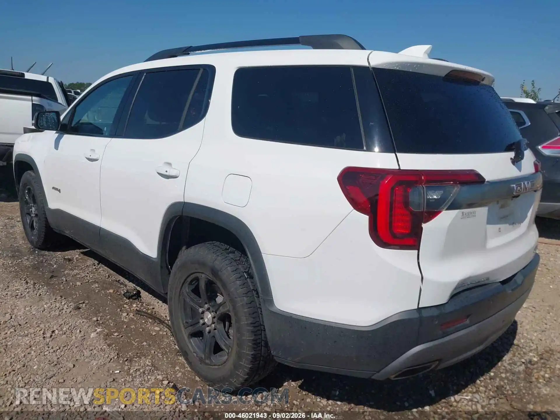 3 Photograph of a damaged car 1GKKNLLS2MZ109283 GMC ACADIA 2021