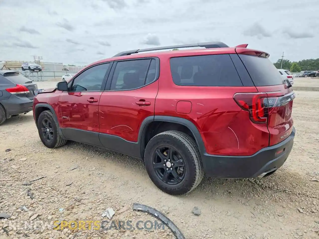 2 Photograph of a damaged car 1GKKNLLS2MZ154501 GMC ACADIA 2021