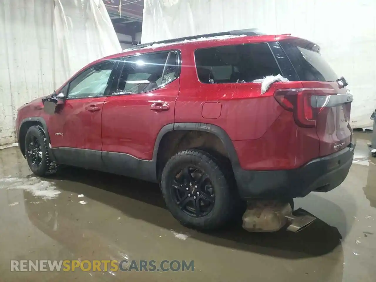 2 Photograph of a damaged car 1GKKNLLS2MZ234915 GMC ACADIA 2021