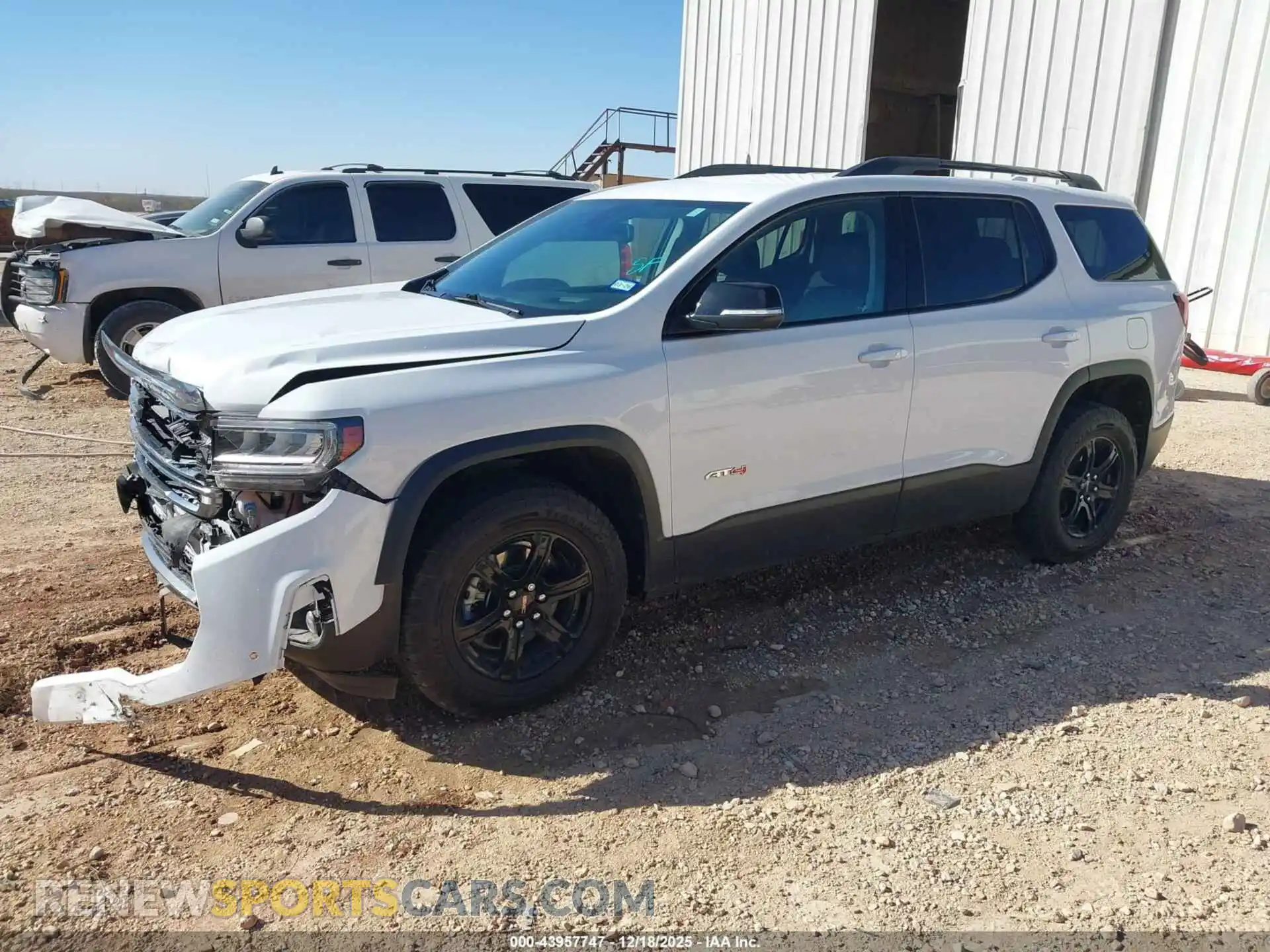 2 Photograph of a damaged car 1GKKNLLS5MZ198802 GMC ACADIA 2021