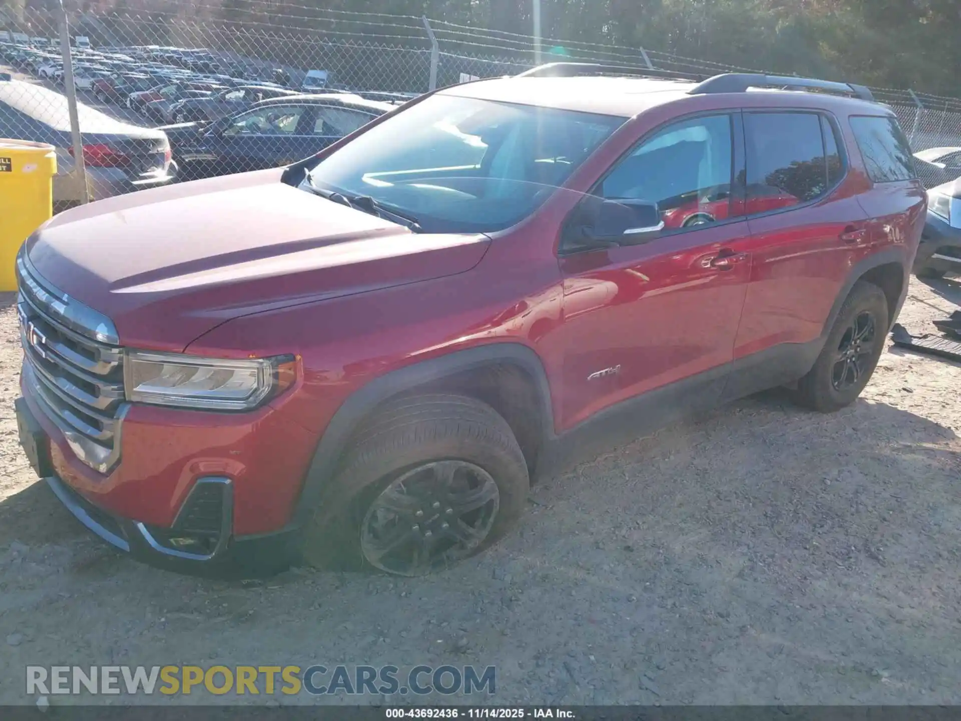 2 Photograph of a damaged car 1GKKNLLS6MZ202128 GMC ACADIA 2021