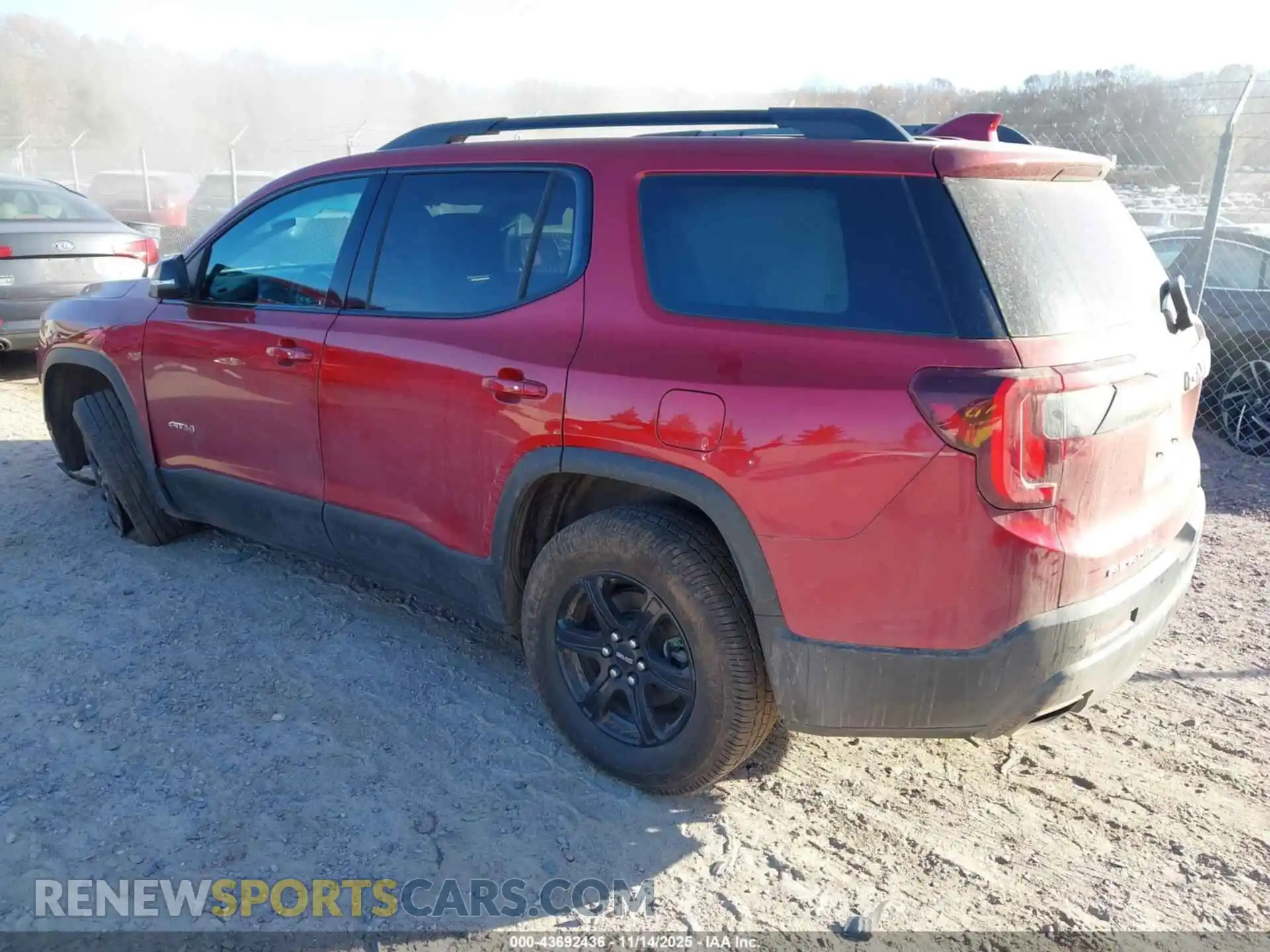 3 Photograph of a damaged car 1GKKNLLS6MZ202128 GMC ACADIA 2021