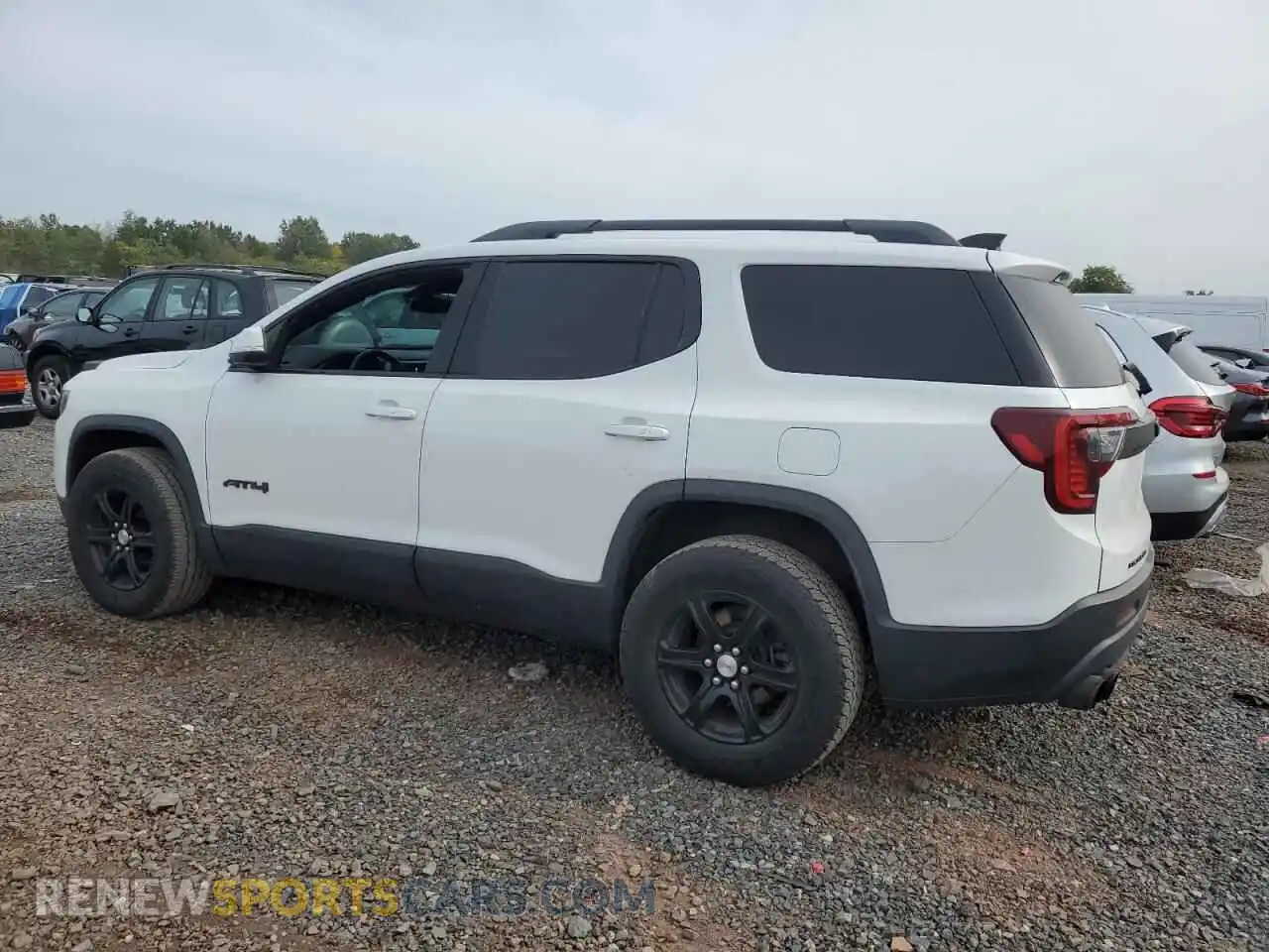 2 Photograph of a damaged car 1GKKNLLS7MZ142845 GMC ACADIA 2021