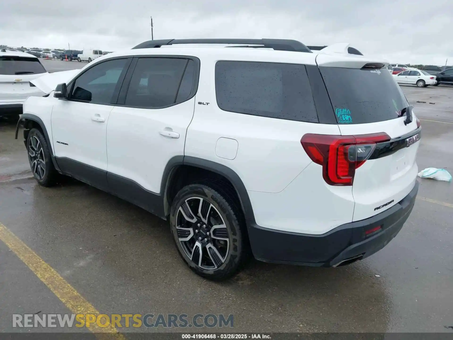 3 Photograph of a damaged car 1GKKNML44MZ166673 GMC ACADIA 2021