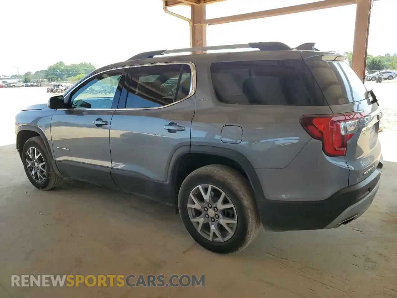 2 Photograph of a damaged car 1GKKNML49MZ198616 GMC ACADIA 2021