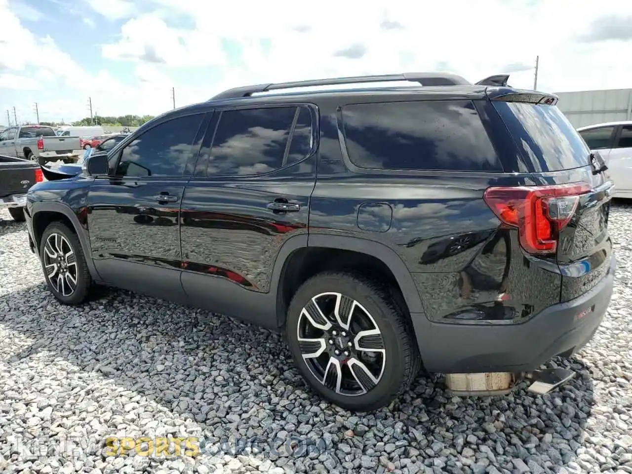 2 Photograph of a damaged car 1GKKNMLS7MZ178721 GMC ACADIA 2021
