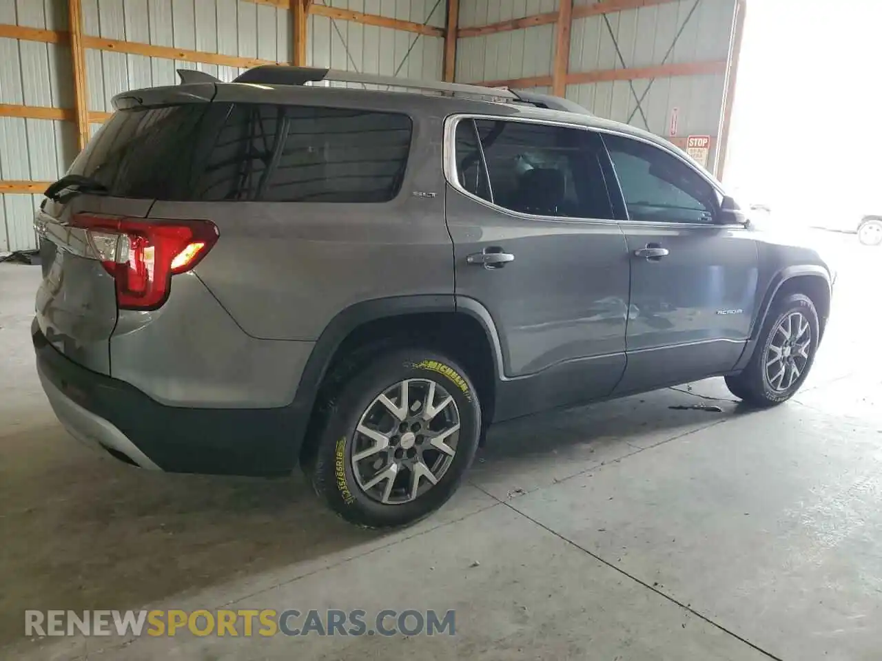 3 Photograph of a damaged car 1GKKNMLS9MZ102322 GMC ACADIA 2021