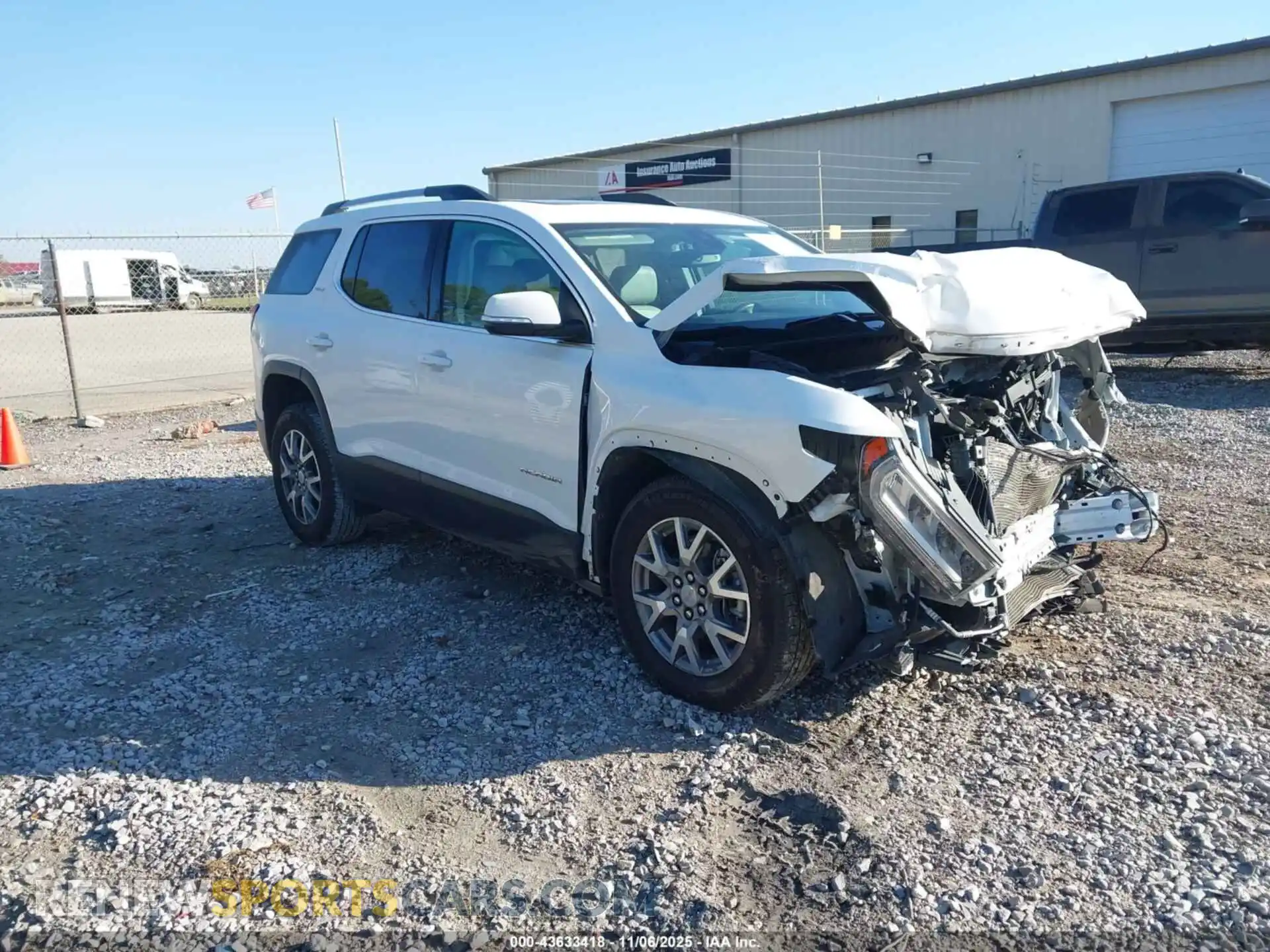 1 Photograph of a damaged car 1GKKNMLSXMZ199577 GMC ACADIA 2021