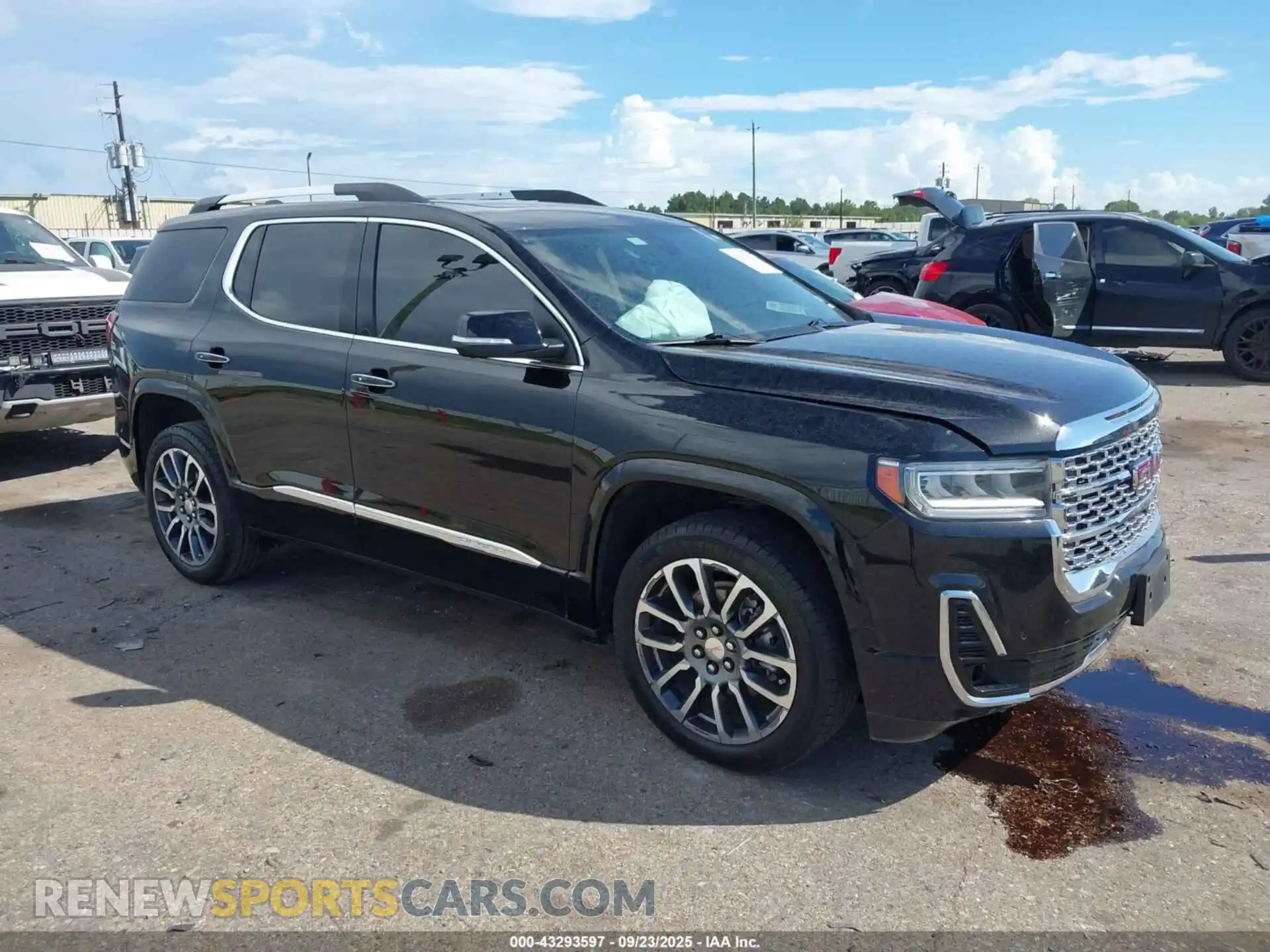 1 Photograph of a damaged car 1GKKNPLS7MZ209841 GMC ACADIA 2021