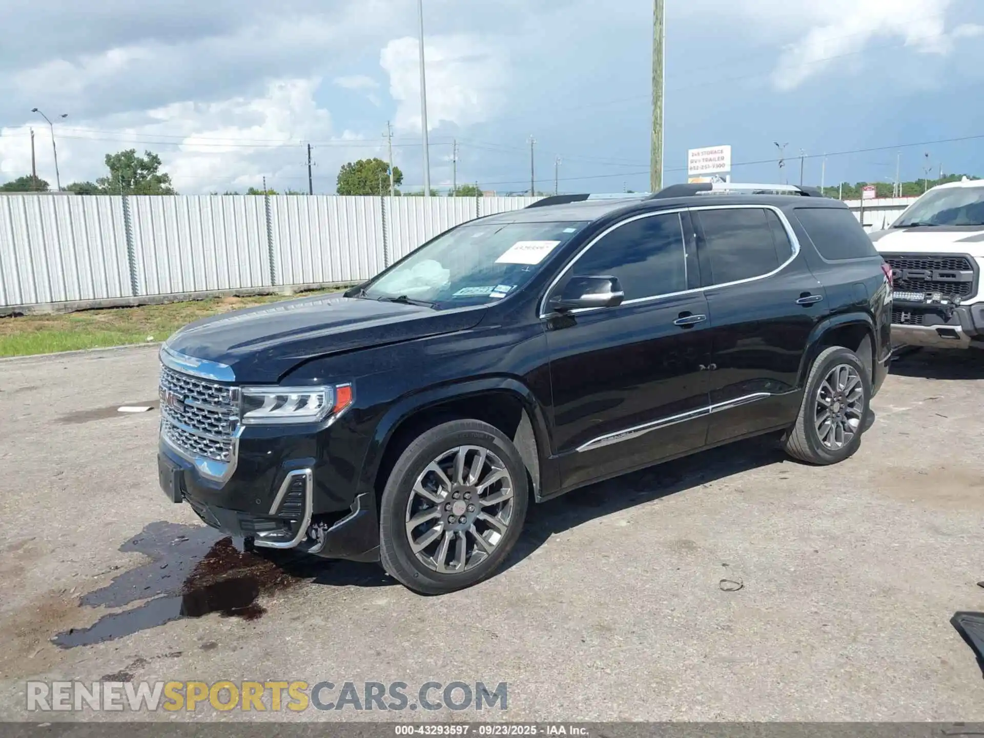 2 Photograph of a damaged car 1GKKNPLS7MZ209841 GMC ACADIA 2021
