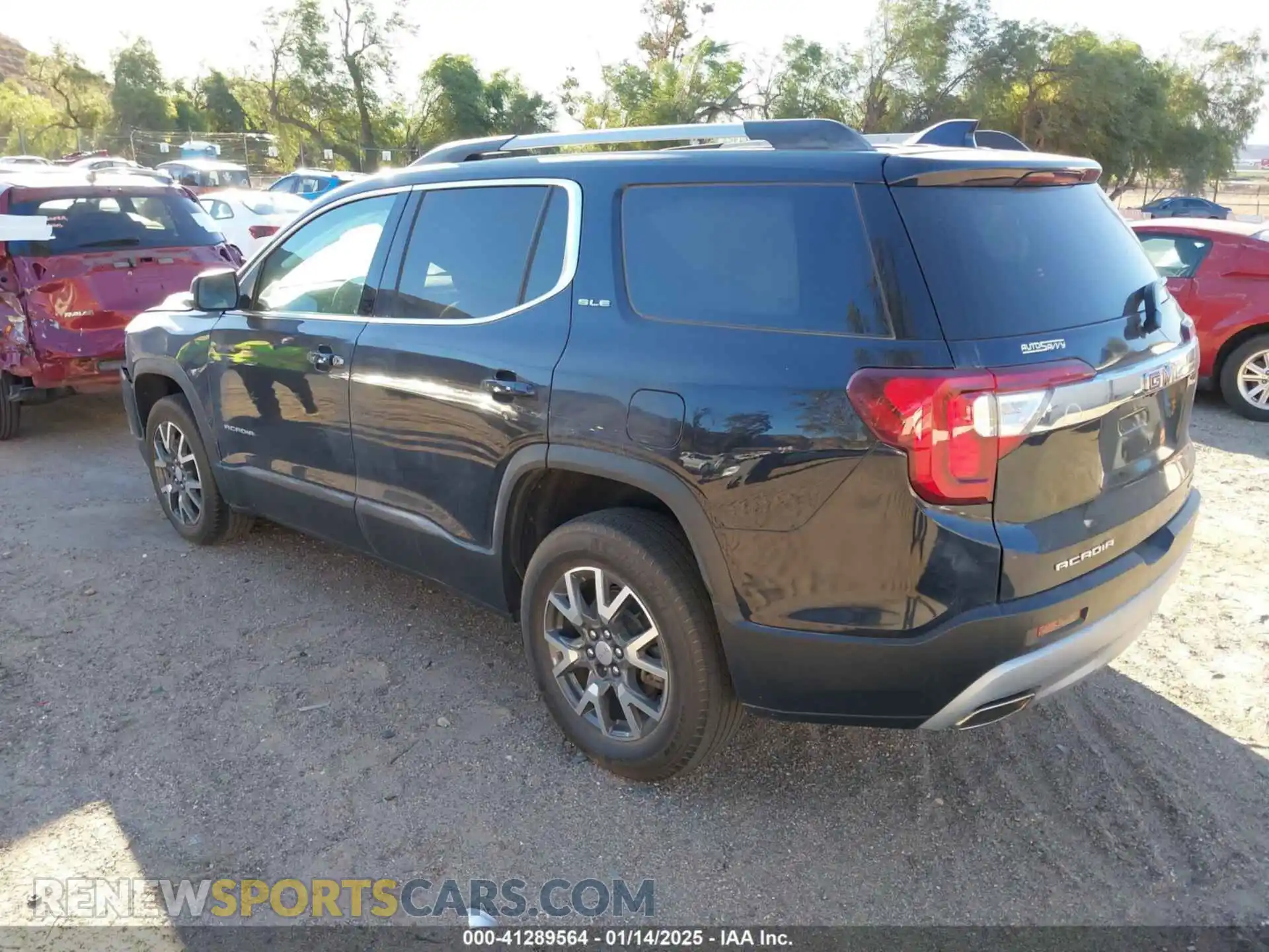3 Photograph of a damaged car 1GKKNRLS3MZ171861 GMC ACADIA 2021