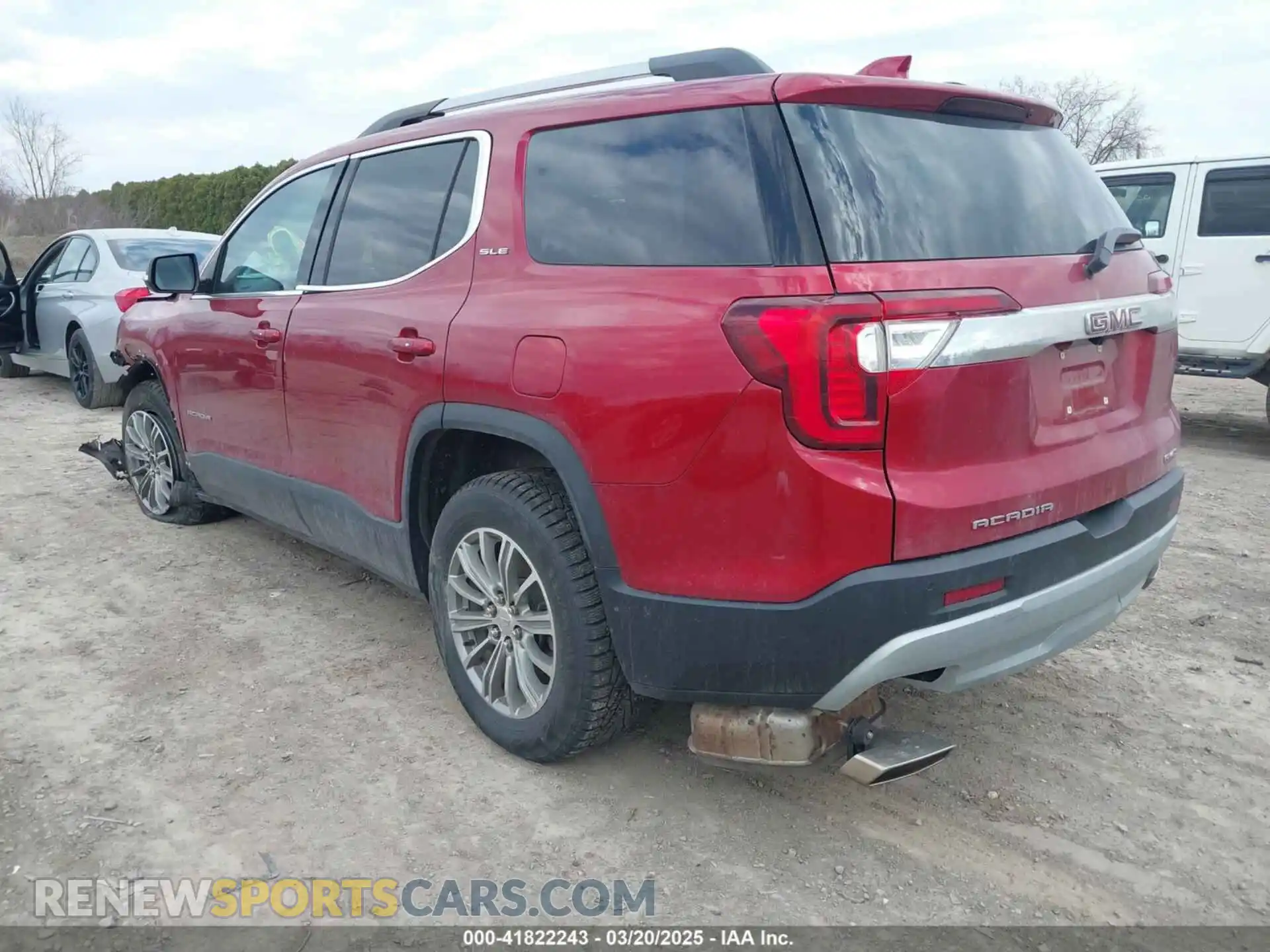 3 Фотография поврежденного автомобиля 1GKKNRLS3MZ176171 GMC ACADIA 2021