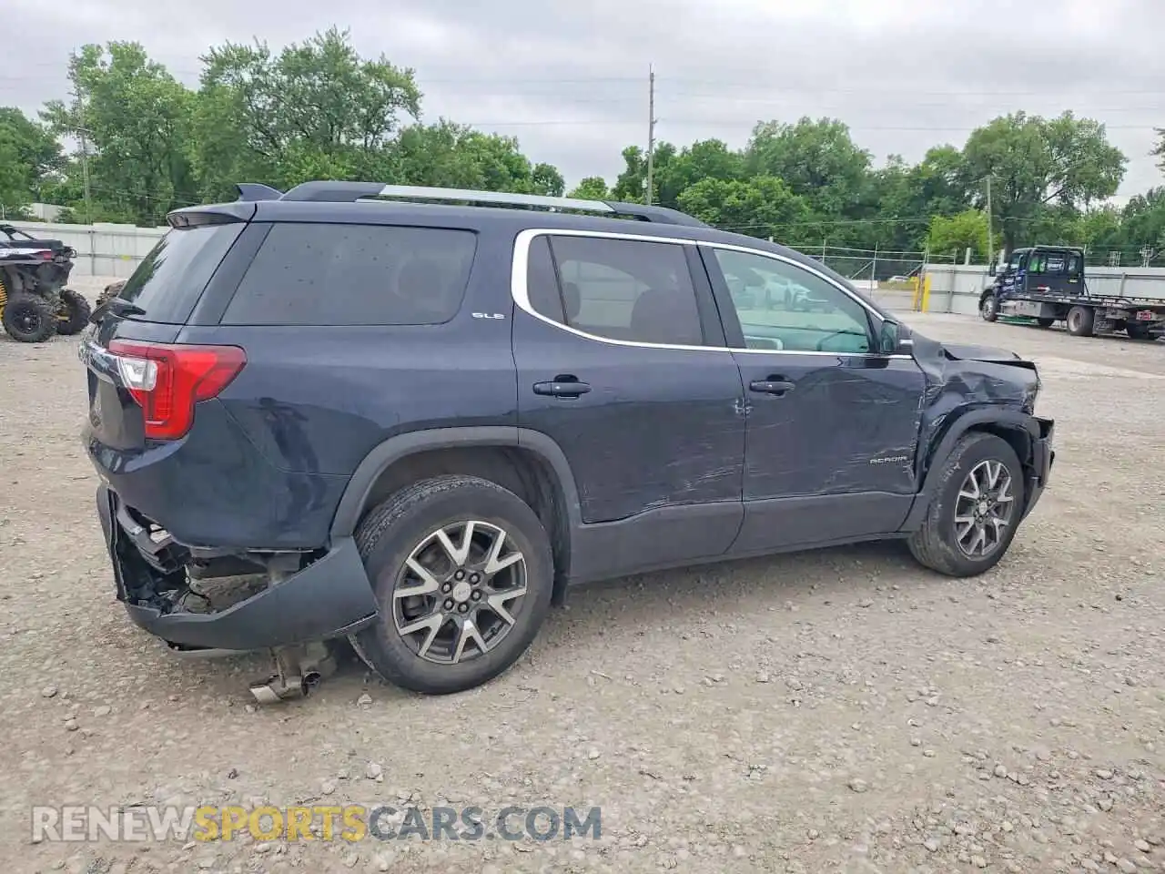 3 Photograph of a damaged car 1GKKNRLS3MZ199109 GMC ACADIA 2021