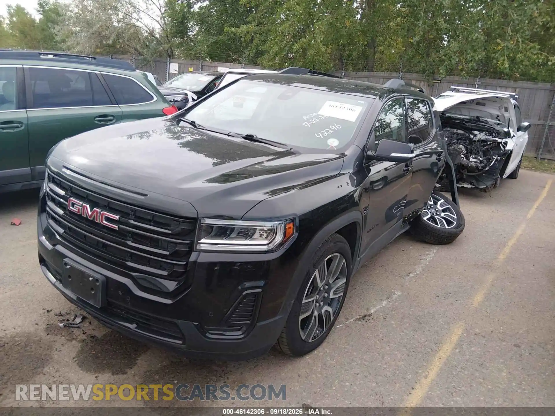 2 Photograph of a damaged car 1GKKNRLS7MZ142296 GMC ACADIA 2021