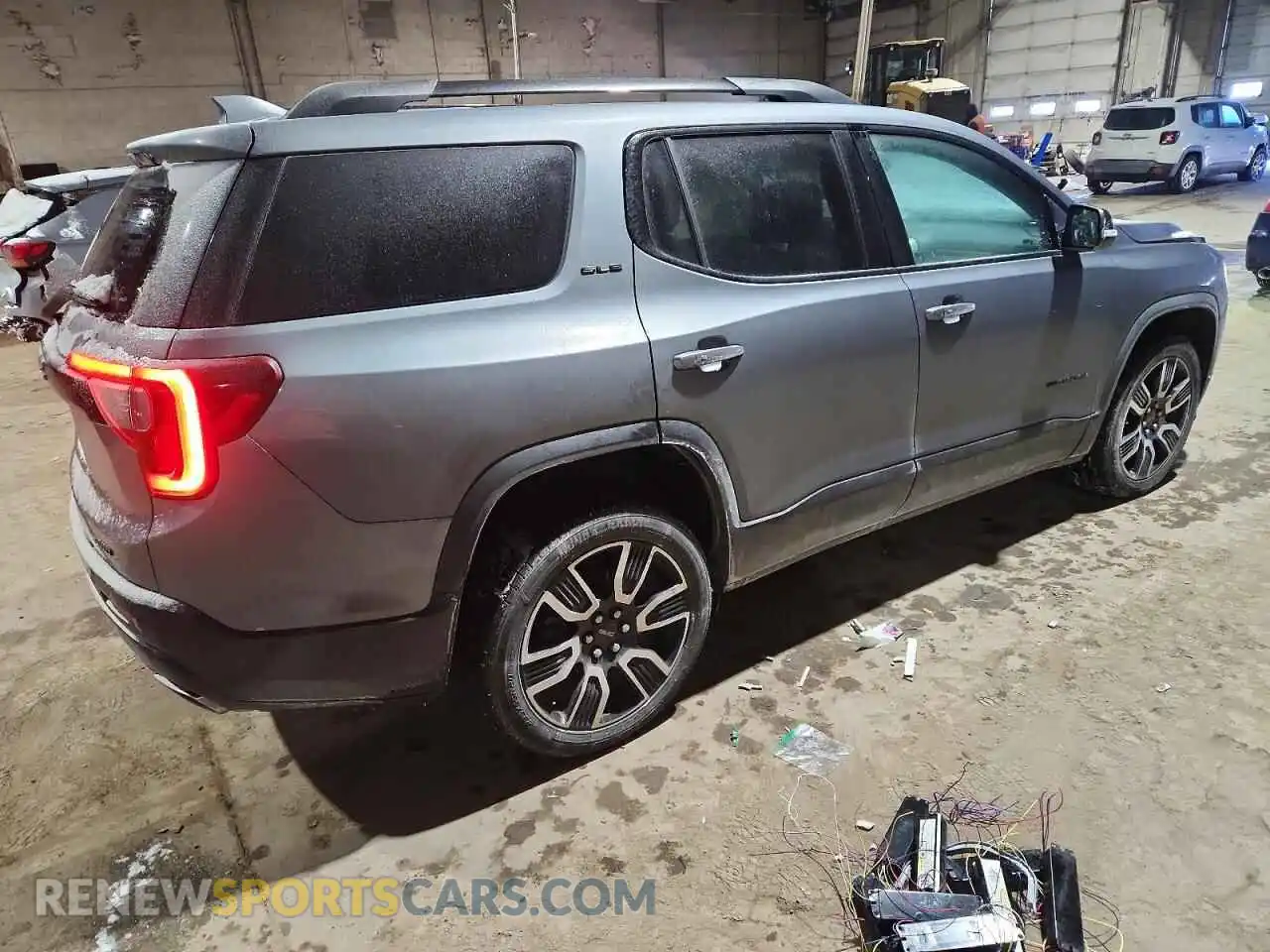3 Photograph of a damaged car 1GKKNRLS7MZ153301 GMC ACADIA 2021