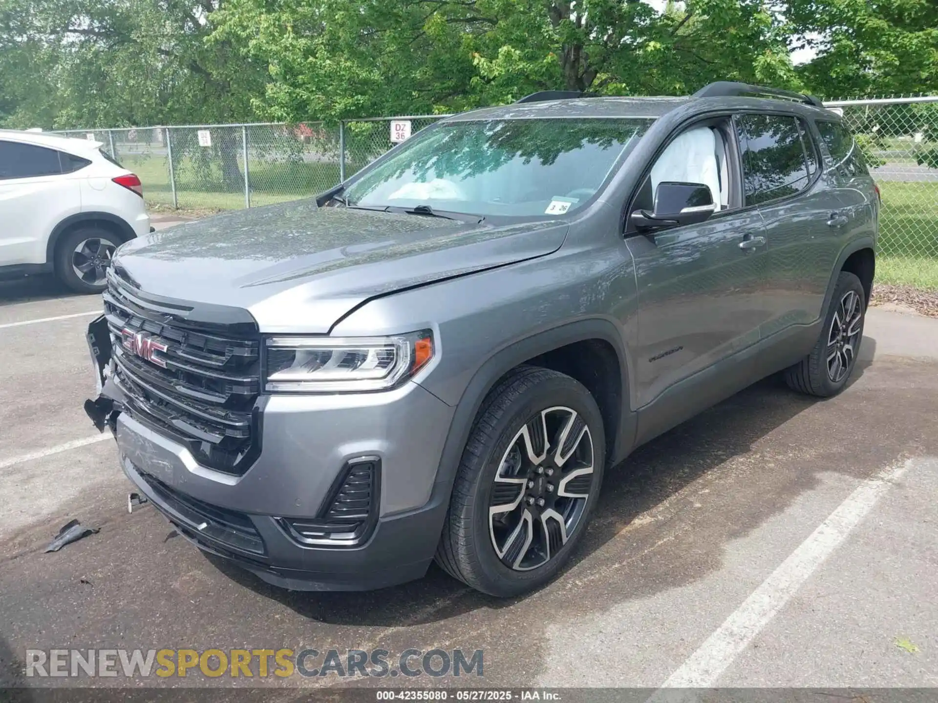 2 Photograph of a damaged car 1GKKNRLS7MZ153380 GMC ACADIA 2021