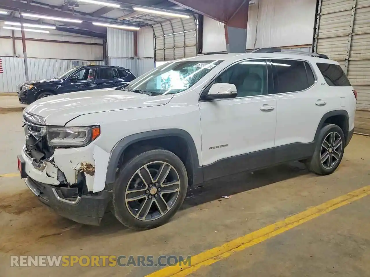 1 Photograph of a damaged car 1GKKNUL48MZ130856 GMC ACADIA 2021