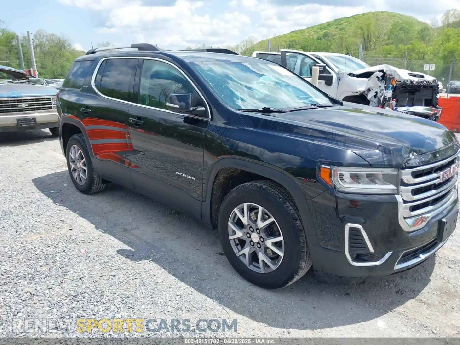1 Photograph of a damaged car 1GKKNULS5MZ176255 GMC ACADIA 2021