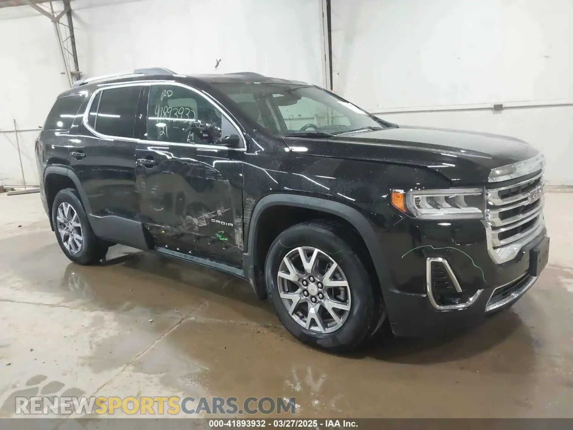 1 Photograph of a damaged car 1GKKNULS9MZ106435 GMC ACADIA 2021