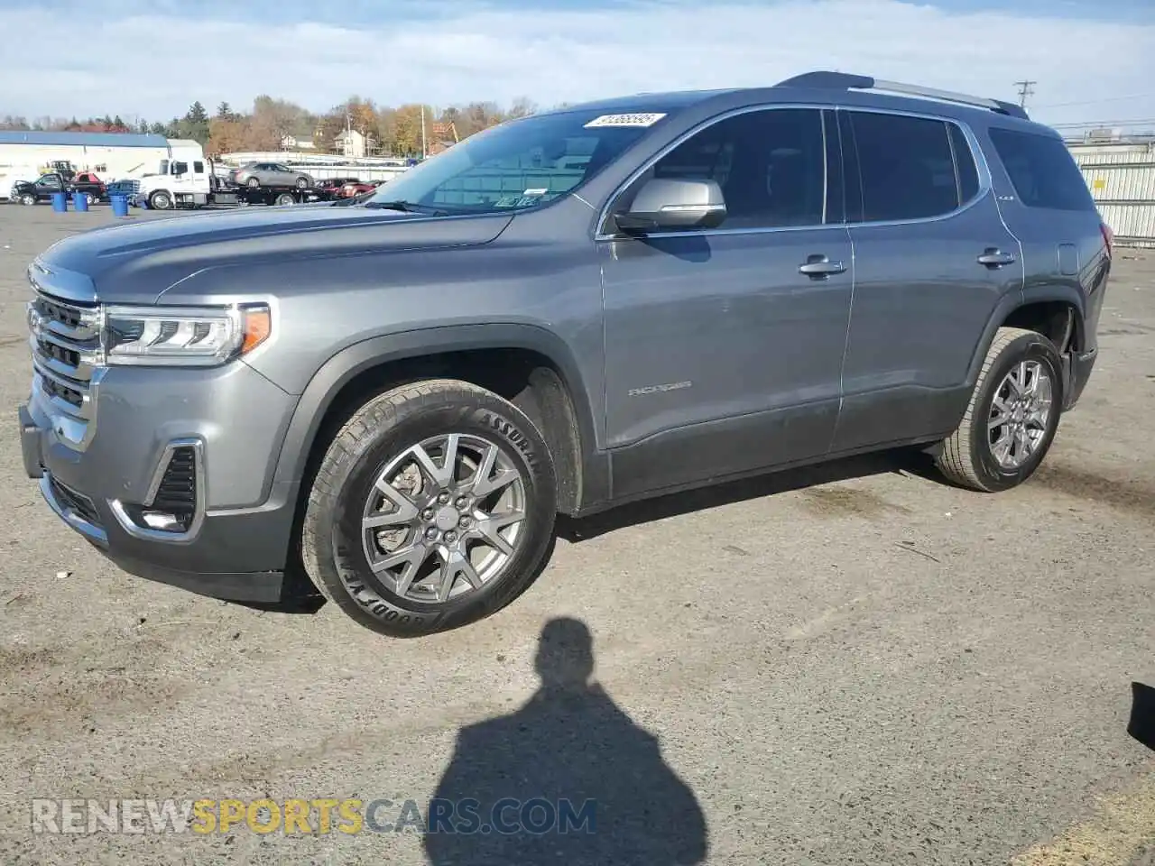 1 Photograph of a damaged car 1GKKNULSXMZ156647 GMC ACADIA 2021