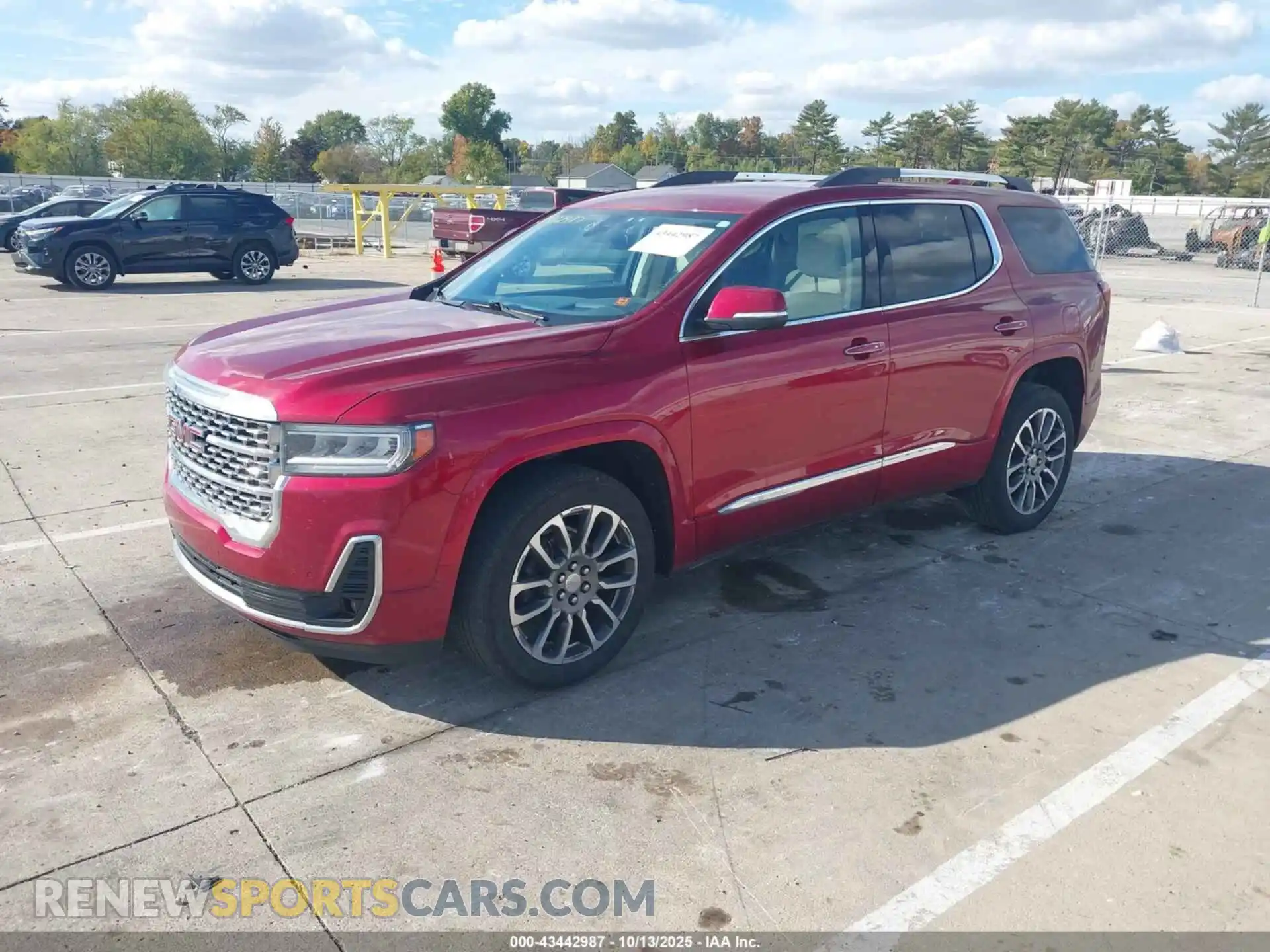 2 Photograph of a damaged car 1GKKNXLS0MZ106423 GMC ACADIA 2021