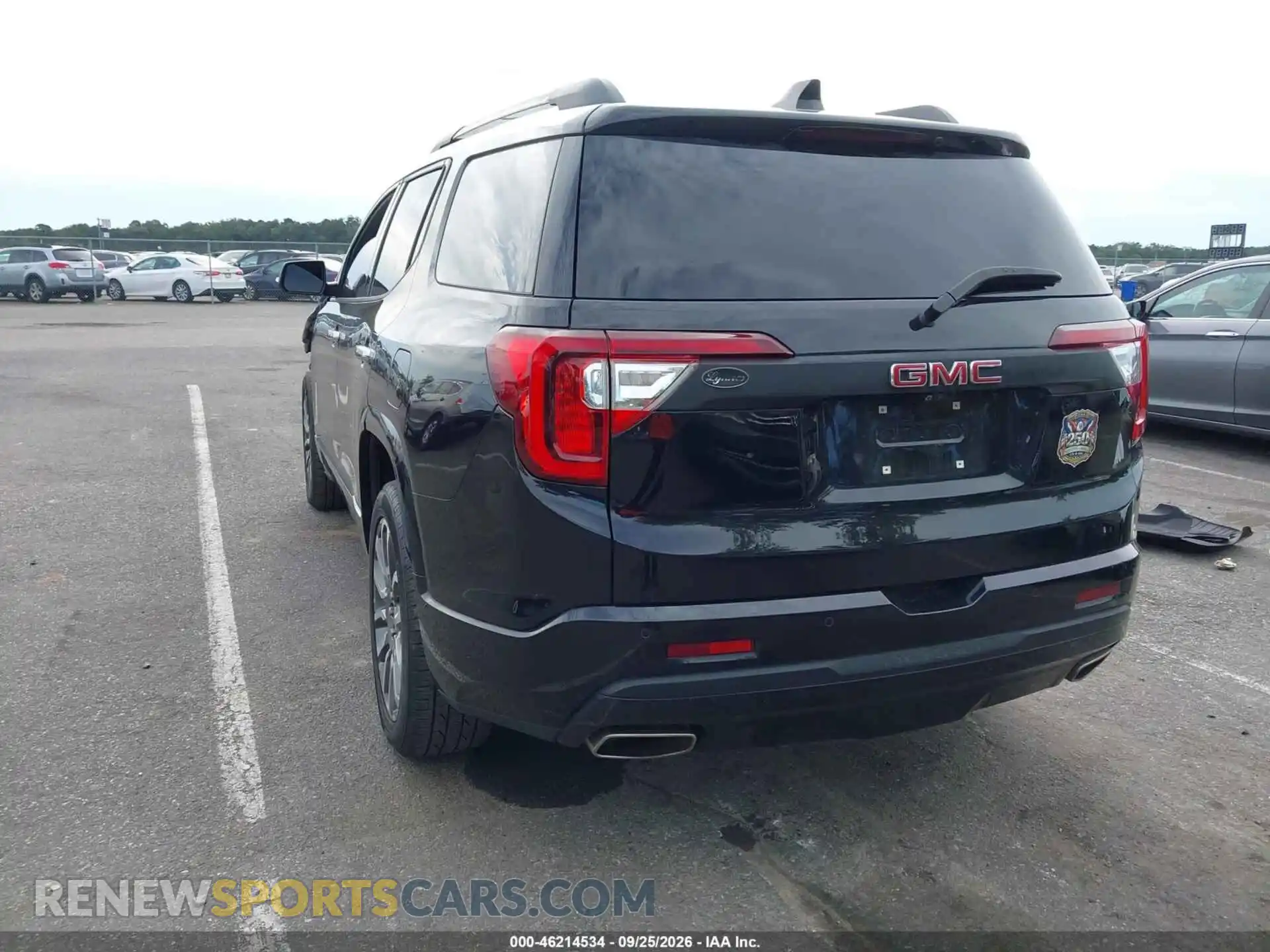 3 Photograph of a damaged car 1GKKNXLS6MZ116857 GMC ACADIA 2021