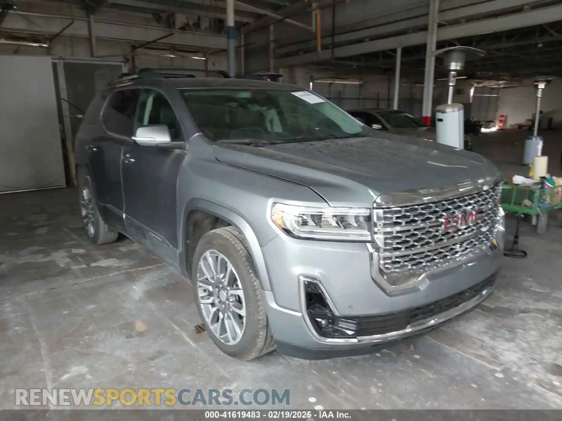 1 Photograph of a damaged car 1GKKNXLS8MZ183900 GMC ACADIA 2021