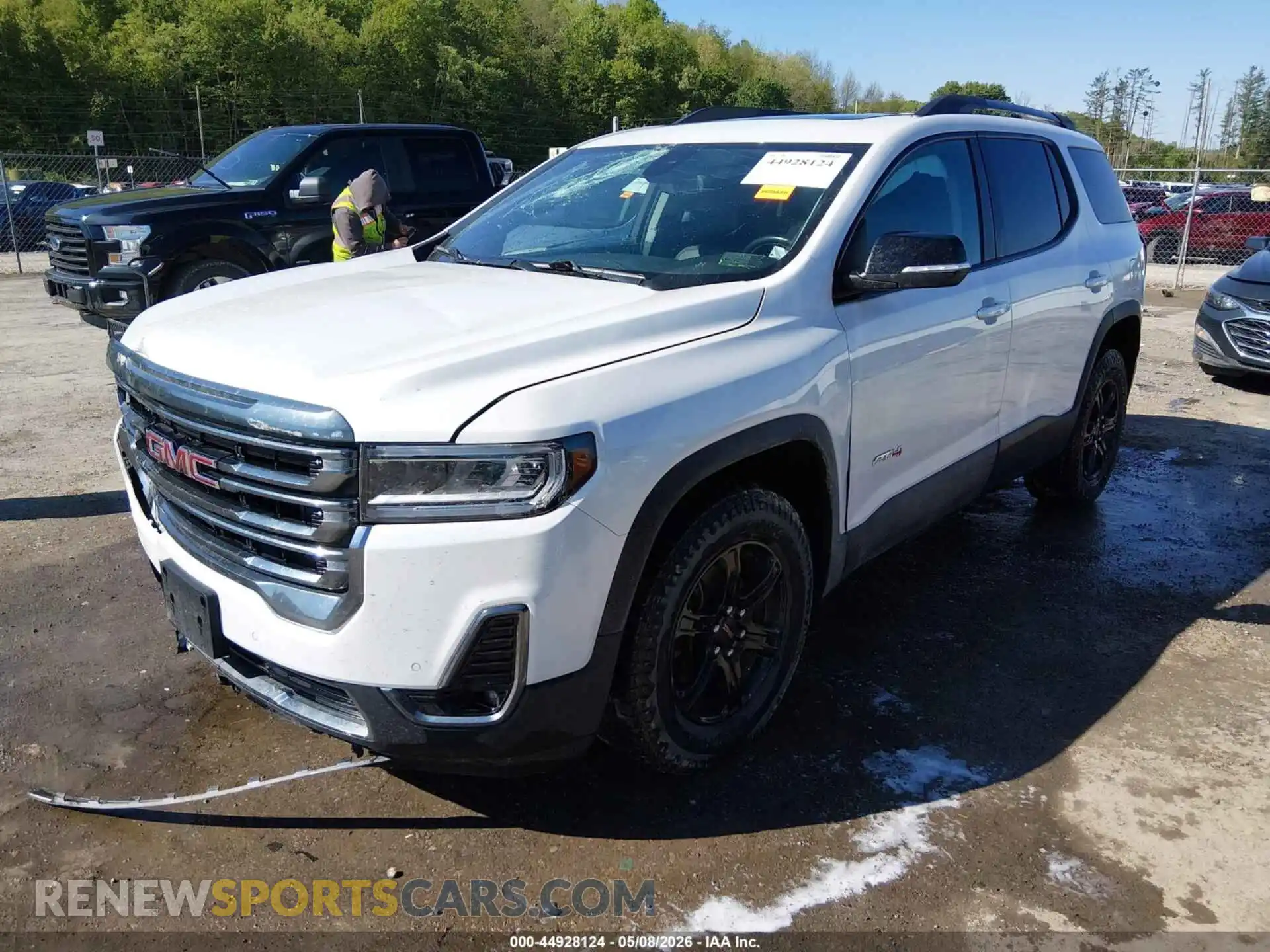 2 Photograph of a damaged car 1GKKNLLS7NZ182618 GMC ACADIA 2022