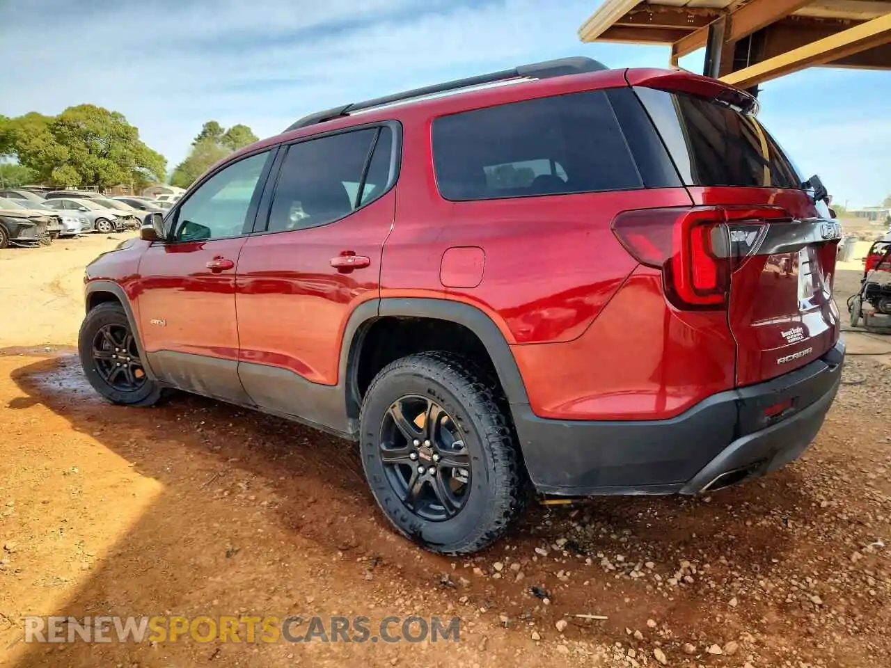 2 Photograph of a damaged car 1GKKNLLS2PZ156950 GMC ACADIA 2023