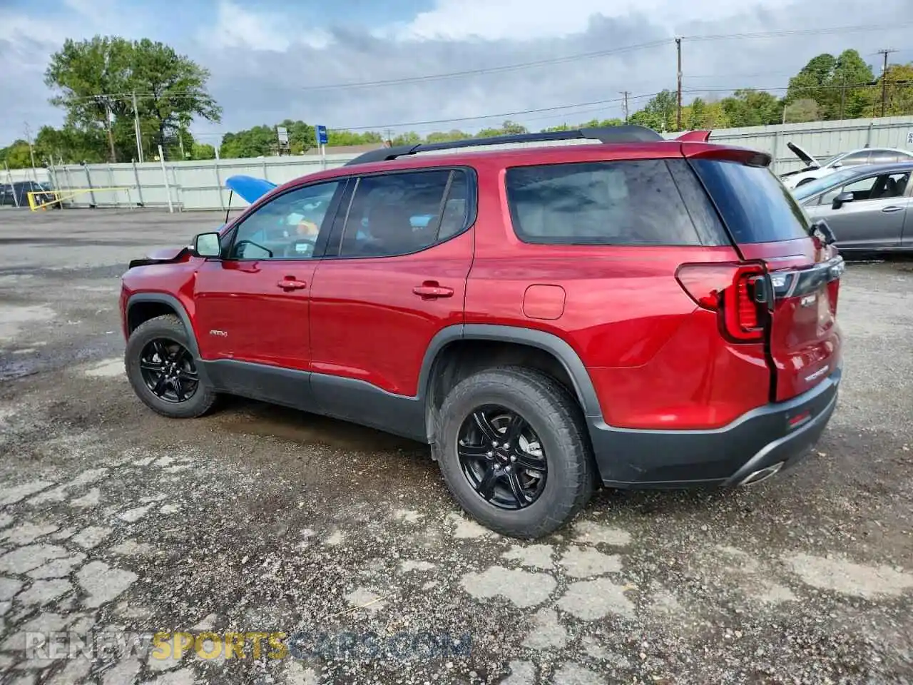 2 Photograph of a damaged car 1GKKNLLS3PZ184286 GMC ACADIA 2023