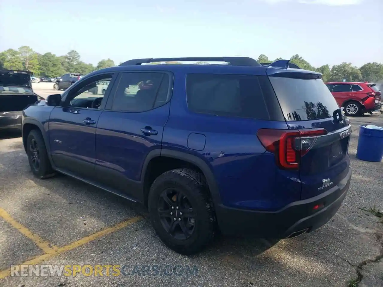 2 Photograph of a damaged car 1GKKNLLS3PZ203161 GMC ACADIA 2023
