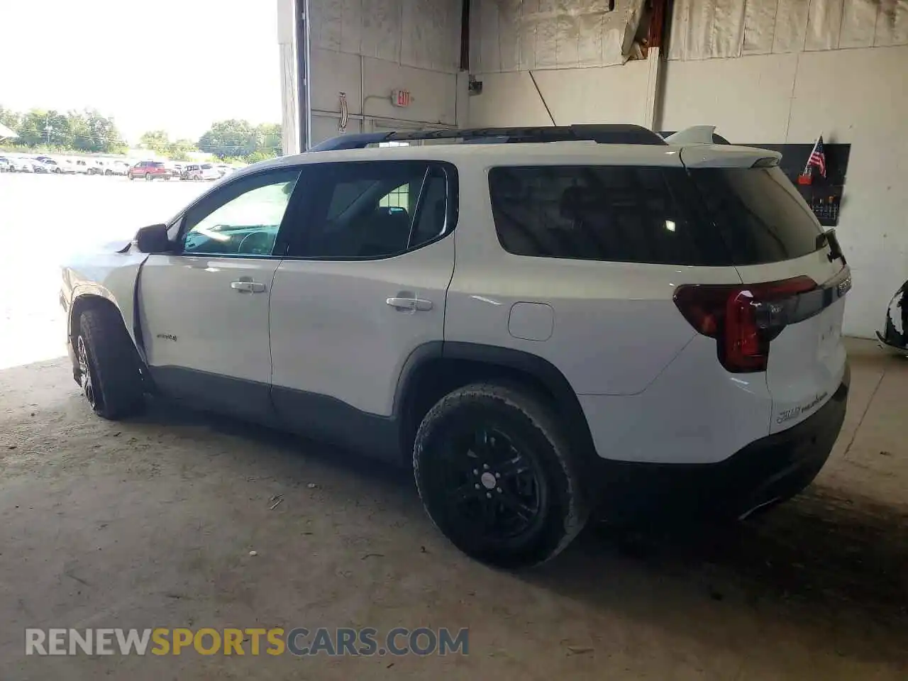 2 Photograph of a damaged car 1GKKNLLS3PZ256135 GMC ACADIA 2023