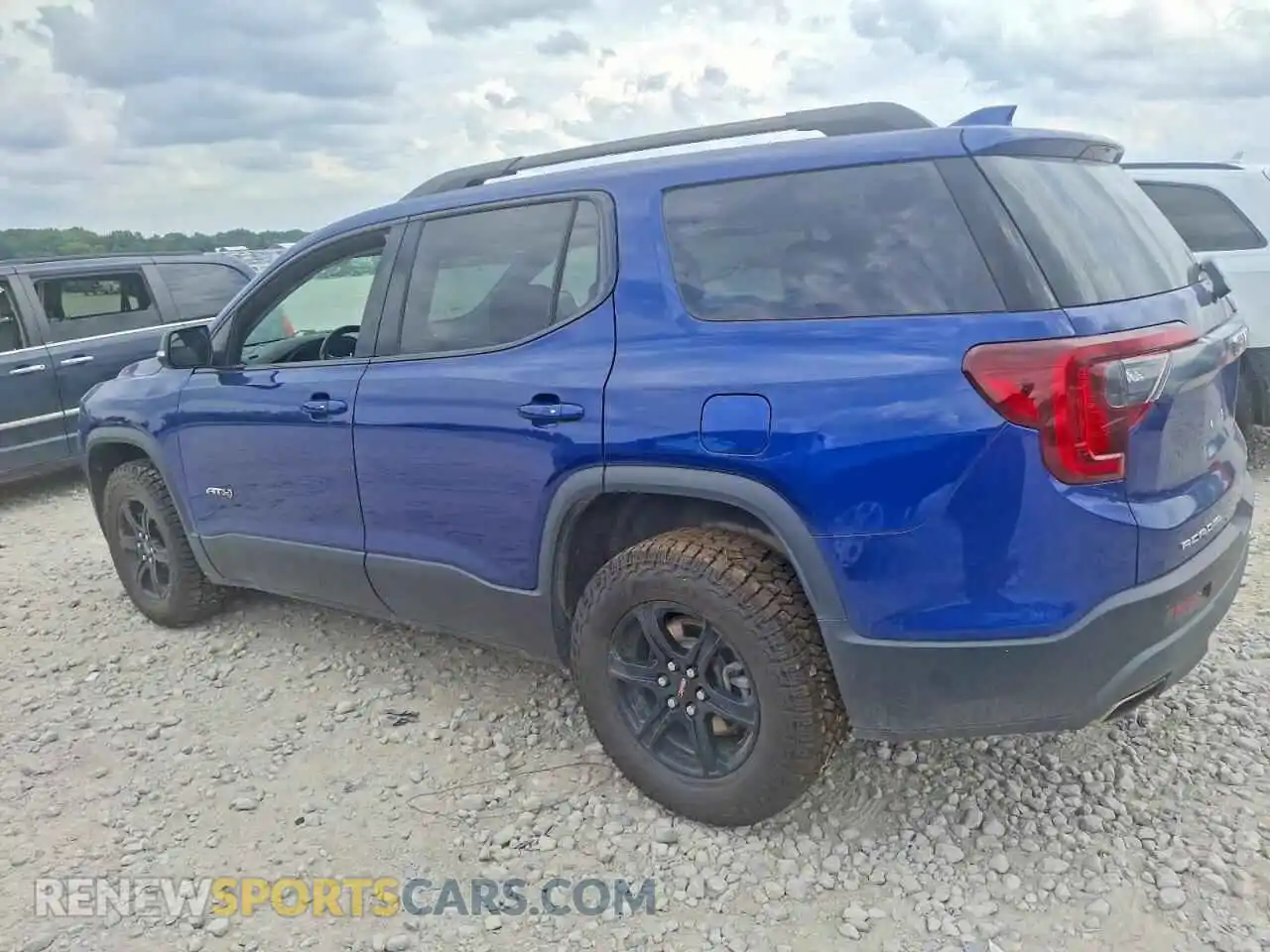 2 Photograph of a damaged car 1GKKNLLS7PZ120350 GMC ACADIA 2023