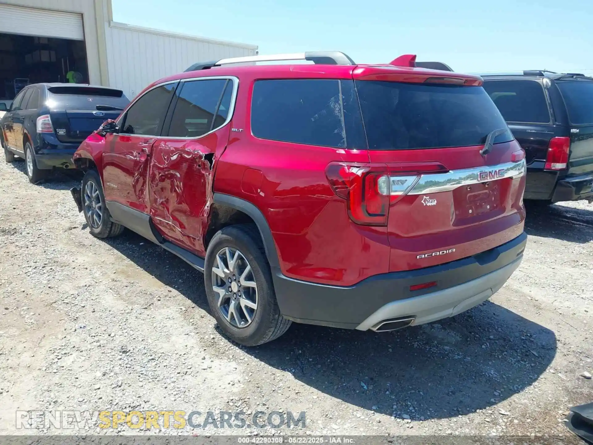 3 Photograph of a damaged car 1GKKNML41PZ226123 GMC ACADIA 2023