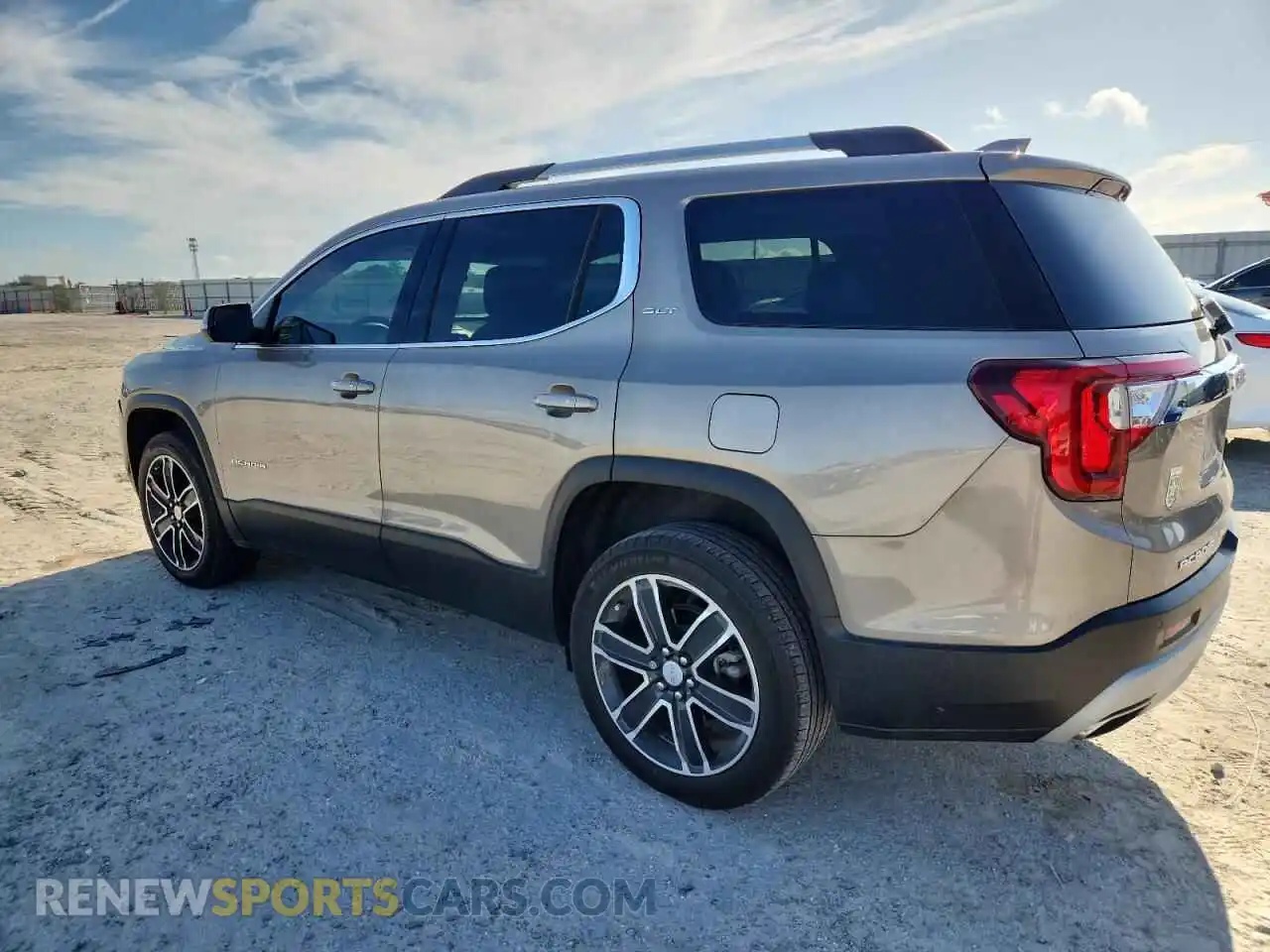 2 Photograph of a damaged car 1GKKNML42PZ109215 GMC ACADIA 2023