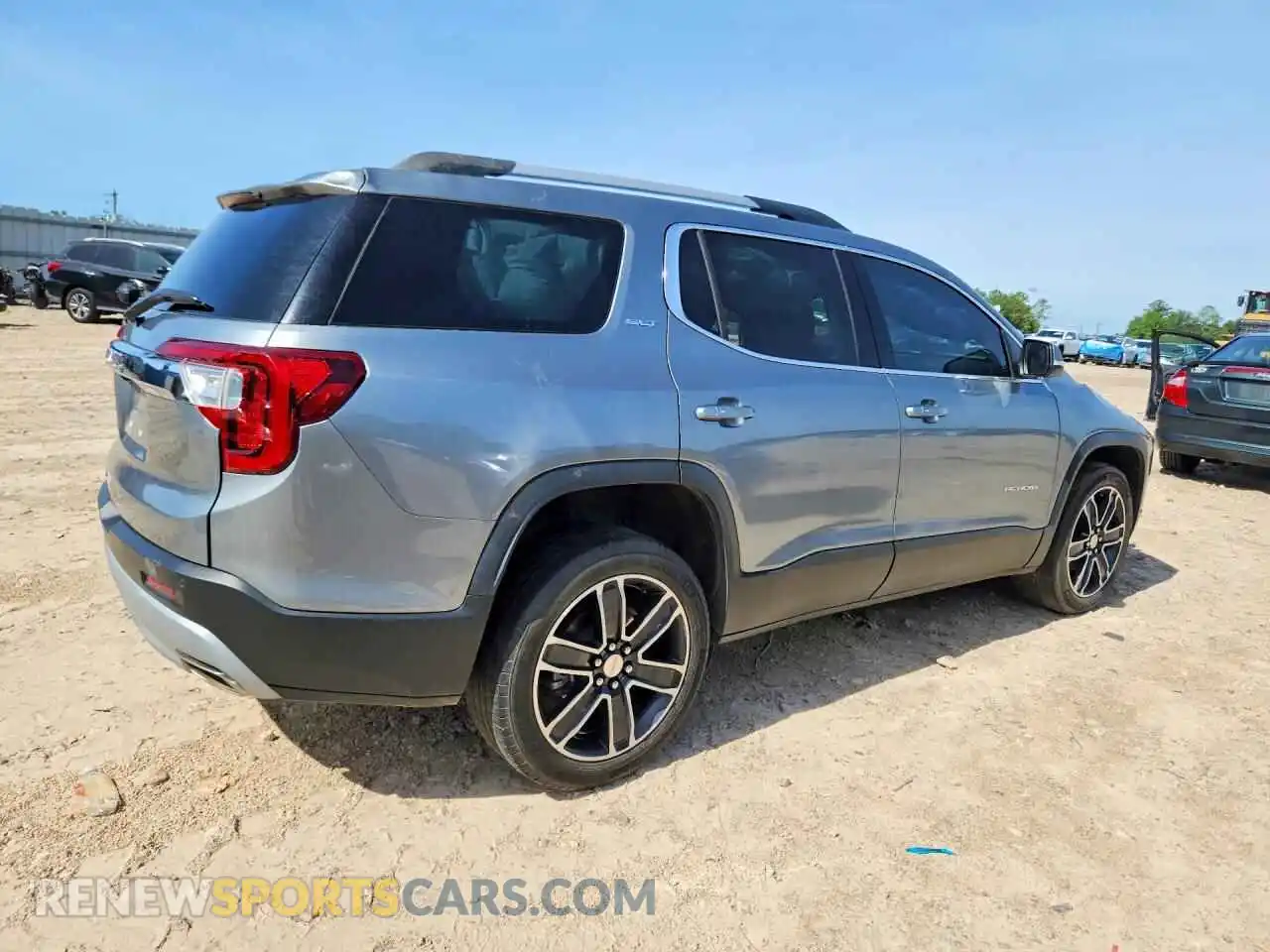 3 Photograph of a damaged car 1GKKNML43PZ136925 GMC ACADIA 2023