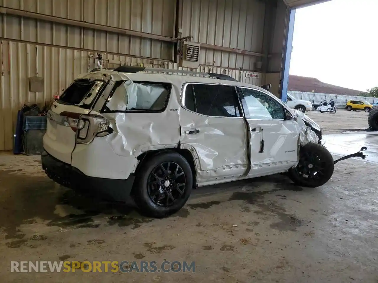 3 Photograph of a damaged car 1GKKNML44PZ242557 GMC ACADIA 2023