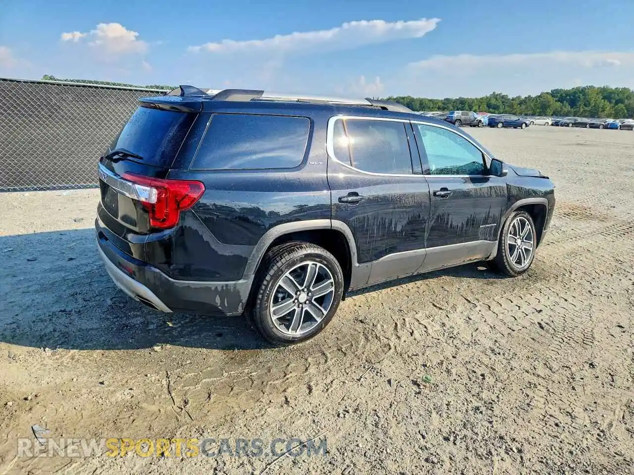 3 Photograph of a damaged car 1GKKNML47PZ239362 GMC ACADIA 2023