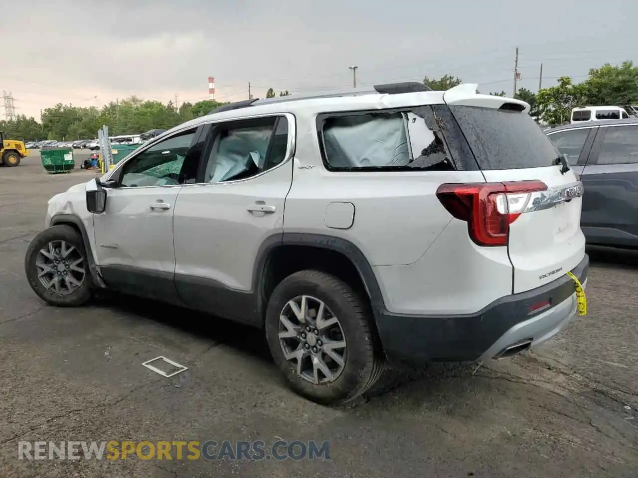 2 Photograph of a damaged car 1GKKNML49PZ126240 GMC ACADIA 2023