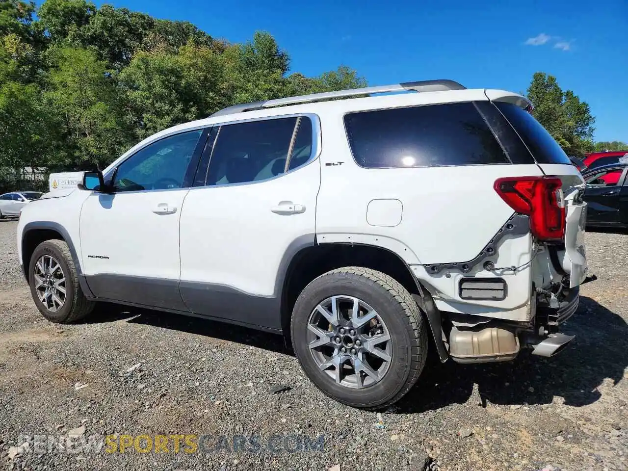 2 Photograph of a damaged car 1GKKNML4XPZ178704 GMC ACADIA 2023