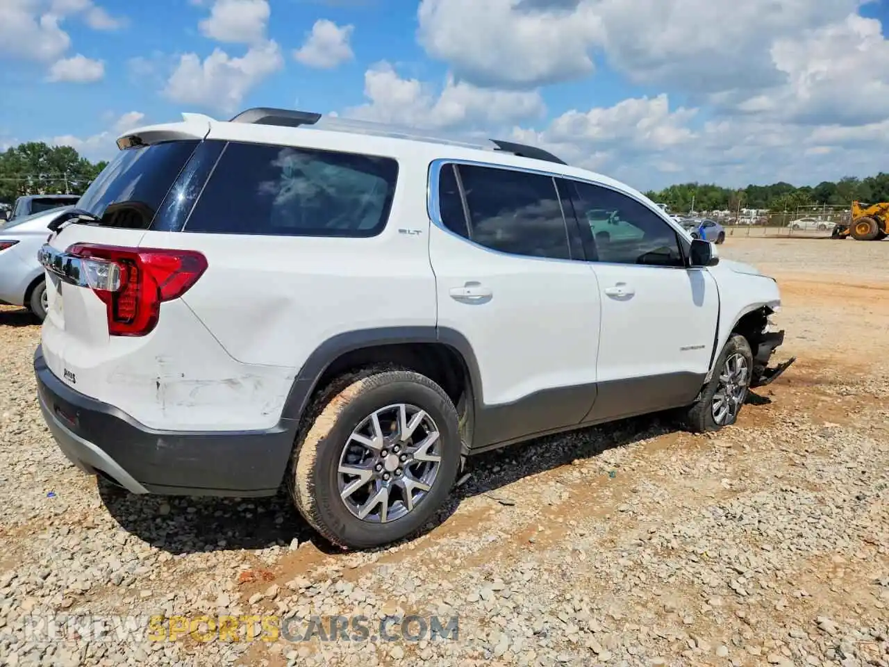 3 Photograph of a damaged car 1GKKNMLS2PZ102926 GMC ACADIA 2023