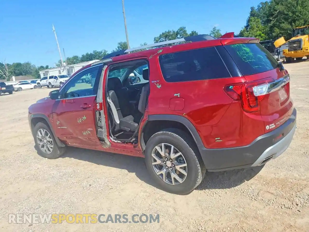 2 Photograph of a damaged car 1GKKNMLS2PZ244709 GMC ACADIA 2023