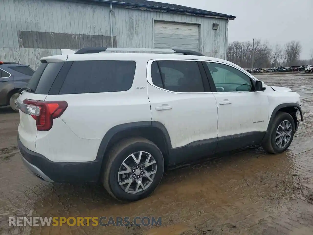 3 Photograph of a damaged car 1GKKNMLS9PZ265413 GMC ACADIA 2023