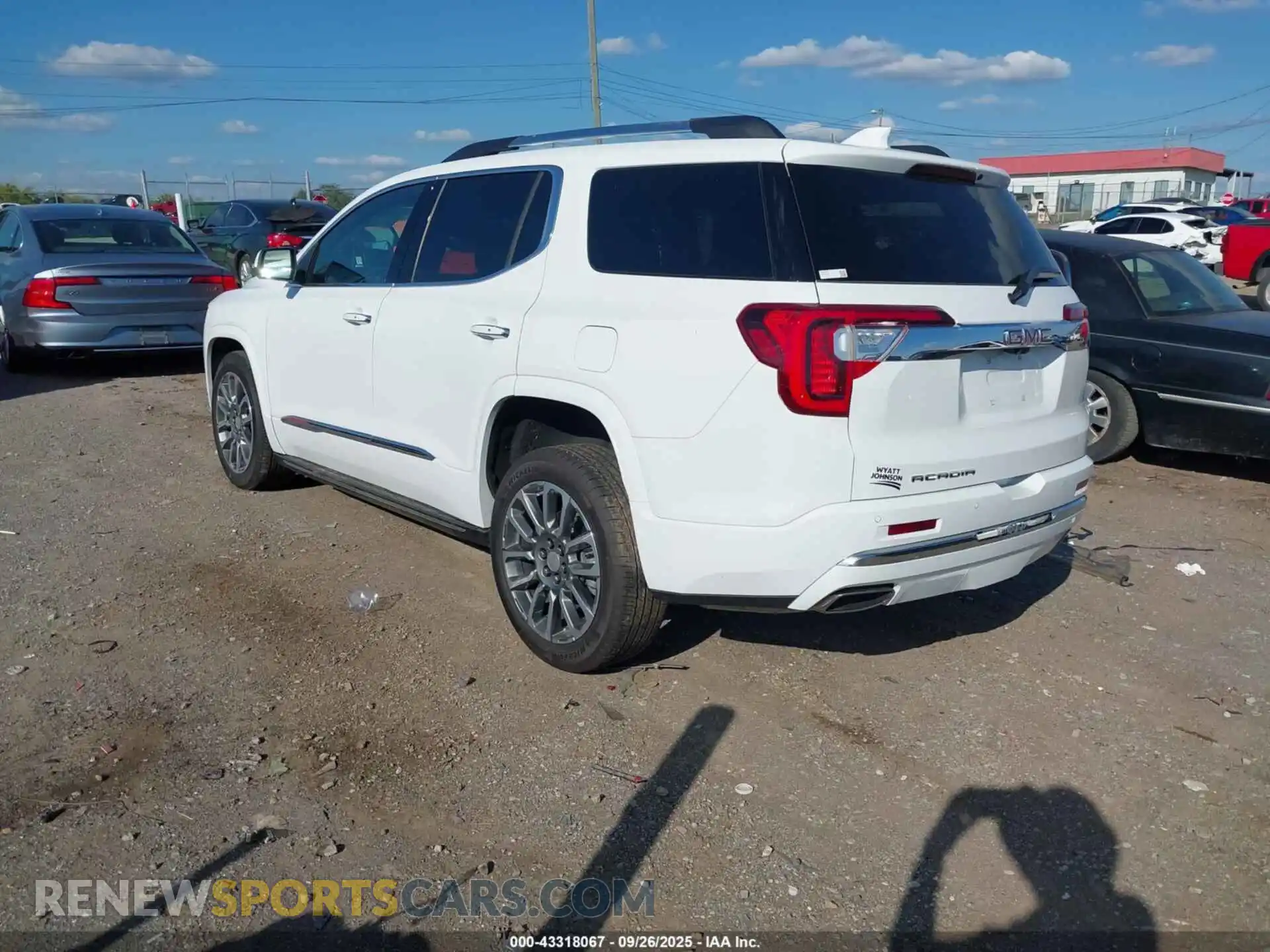 3 fotografías del automóvil dañado 1GKKNPLS8PZ265193 GMC ACADIA 2023