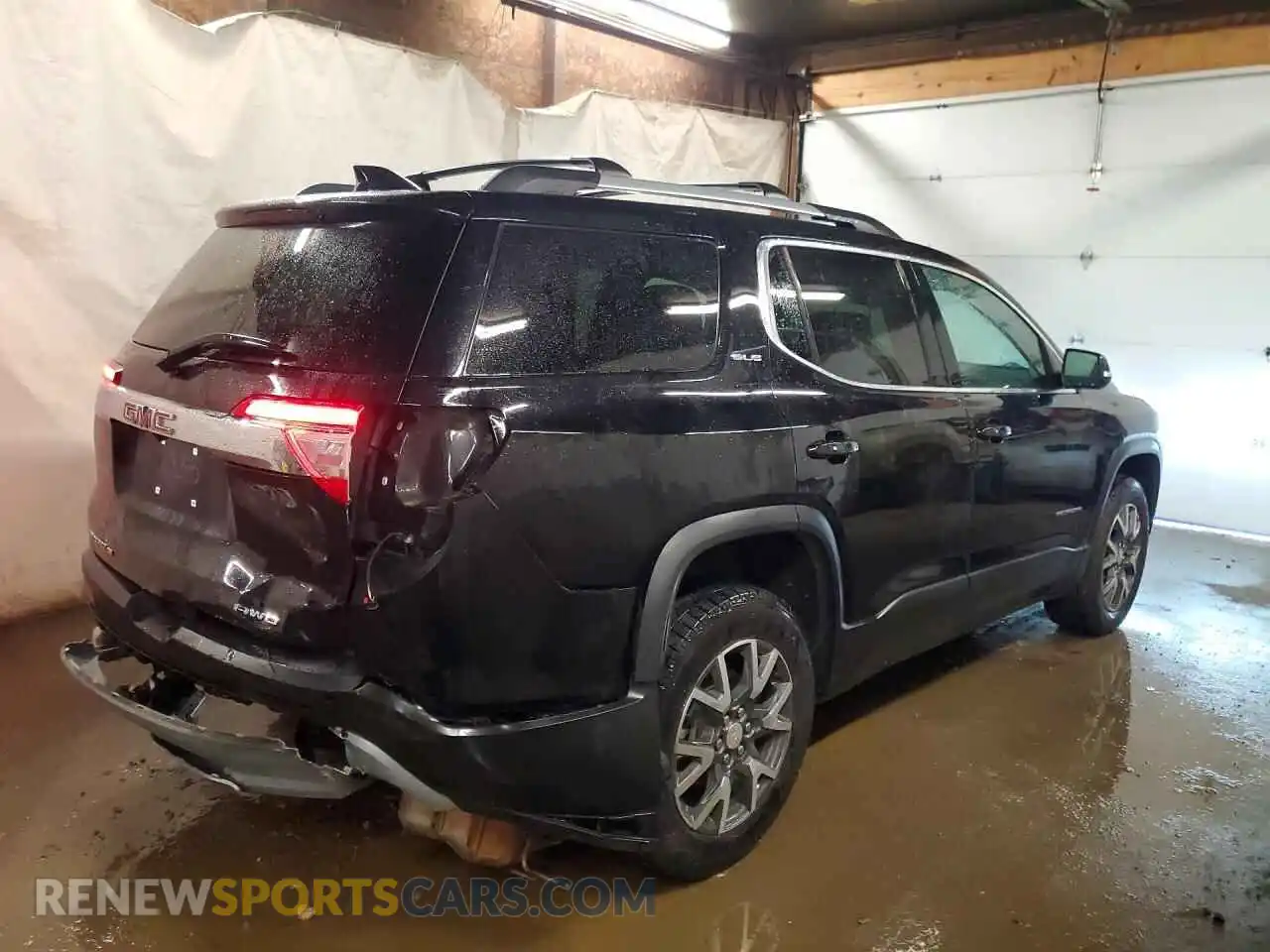 3 Photograph of a damaged car 1GKKNRL41PZ207536 GMC ACADIA 2023